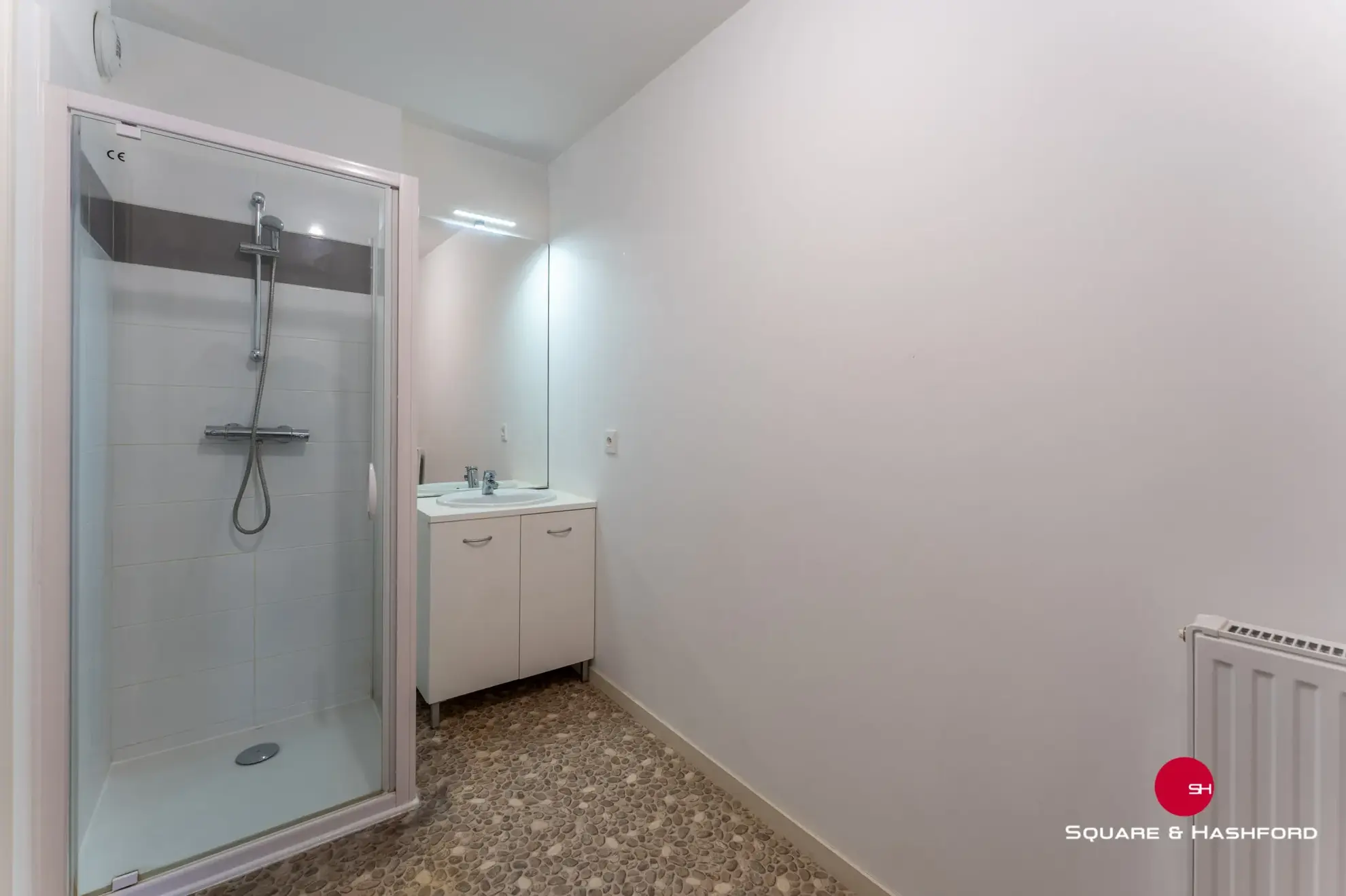 À vendre à Bègles, Grand deux pièces de 55 m² avec balcon exposé Est 