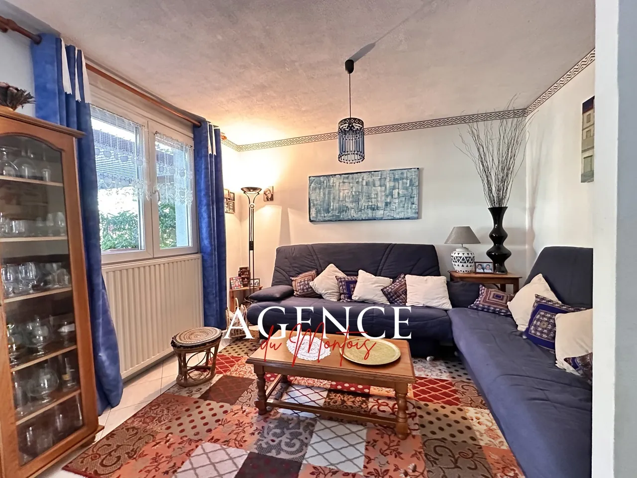 Charmante maison de plain-pied avec jardin et piscine à Sergines 