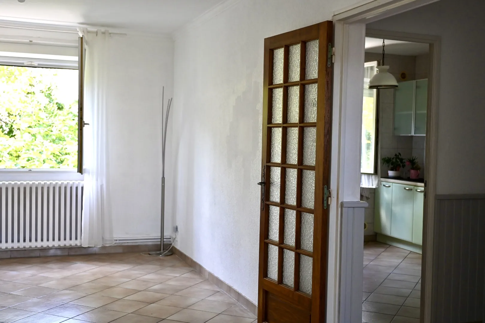 Charmante maison de 129 m² avec jardin et garage à Carcassonne 