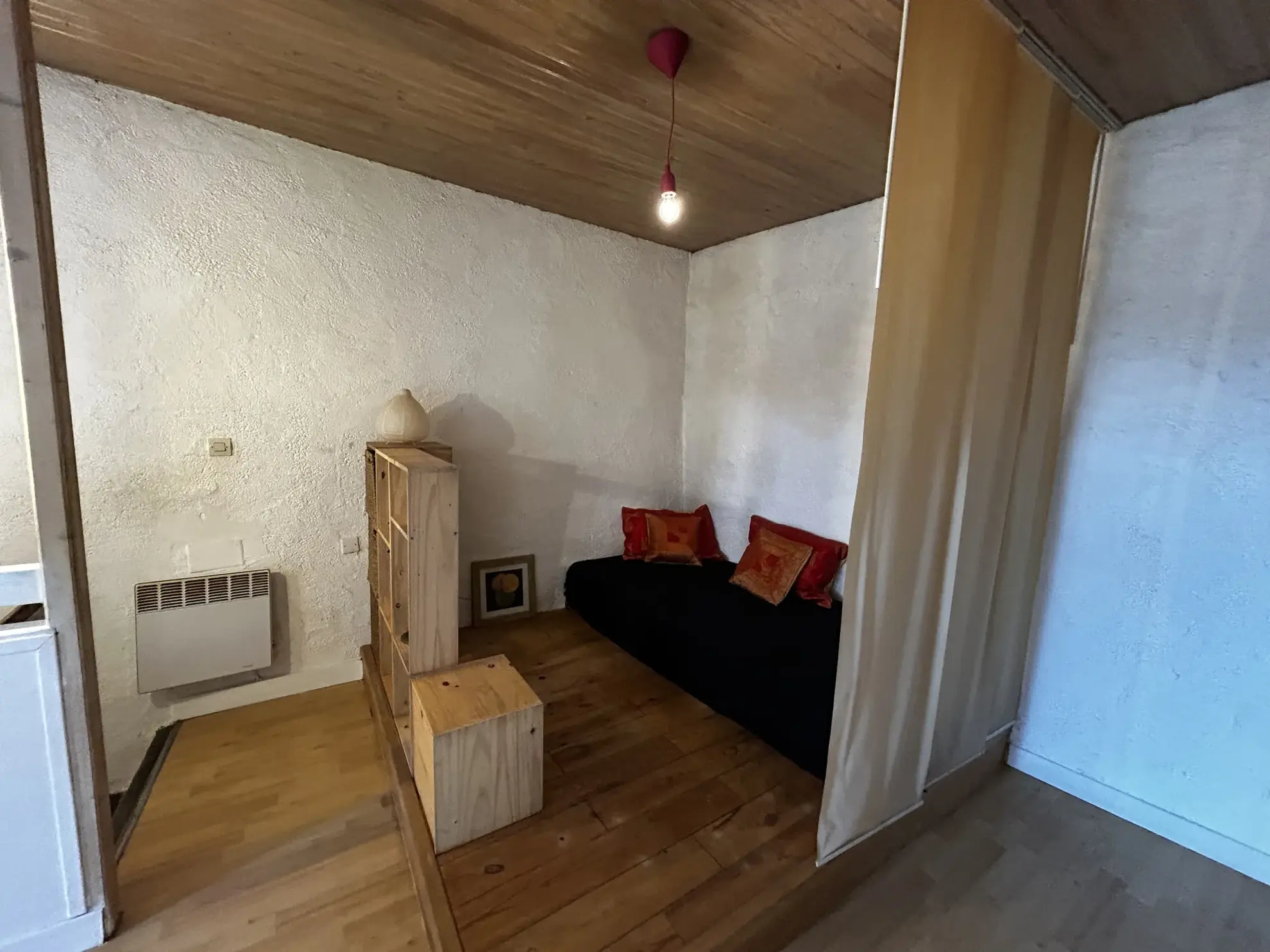 Maison de village à vendre à Thuir, 58 m² avec garage et potentiel à découvrir 