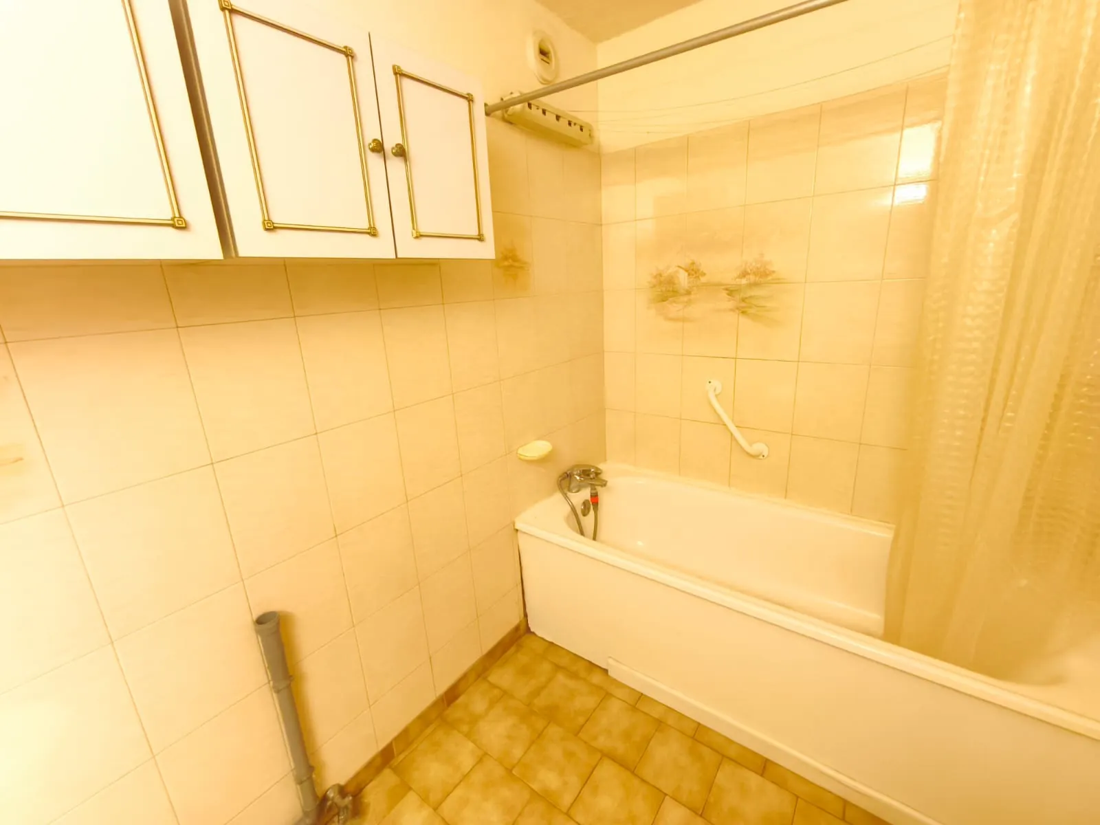 Appartement T3 avec terrasse, jardin et parking à La Seyne-sur-Mer près du fort Napoléon 