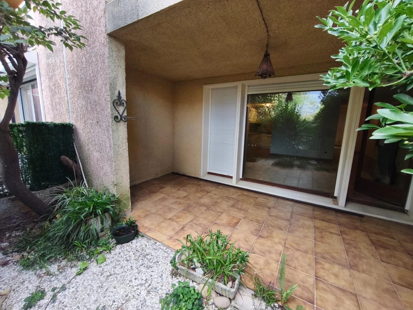 Appartement T3 avec terrasse, jardin et parking à La Seyne-sur-Mer près du fort Napoléon 