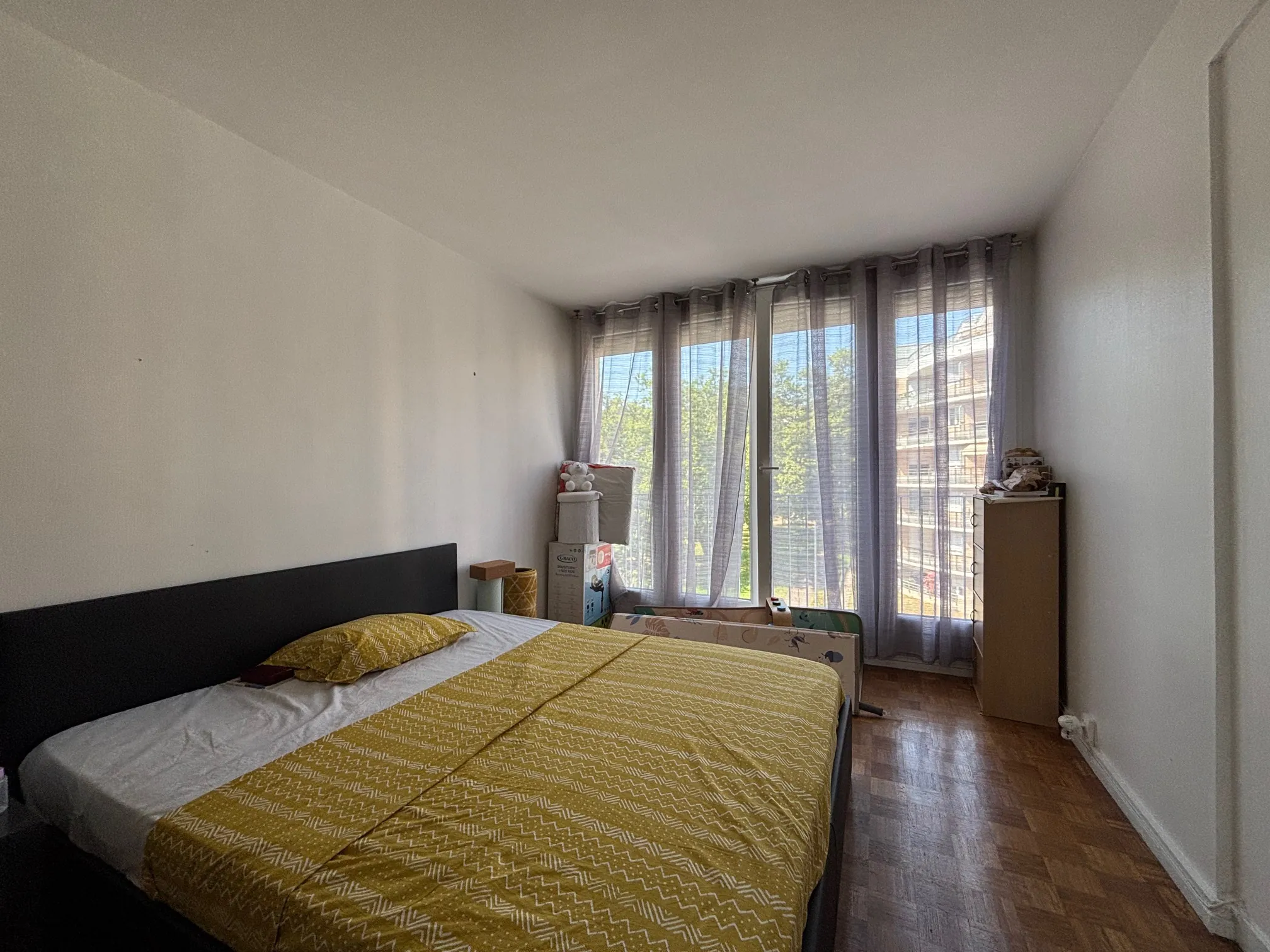 Appartement T3 de 64,22 m² avec balcon et parking à Saint-Étienne 