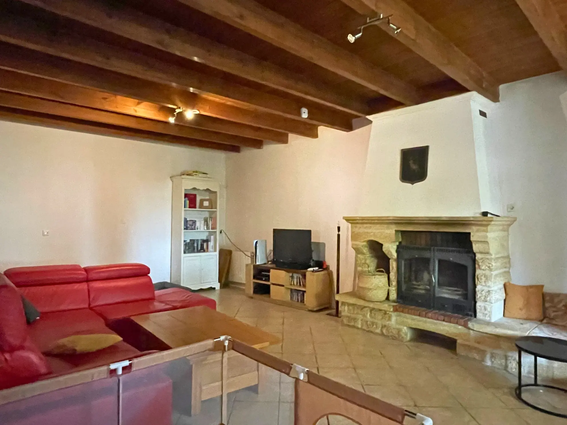 Charmante maison charentaise à Merpins avec jardin et garage - 143 m² 