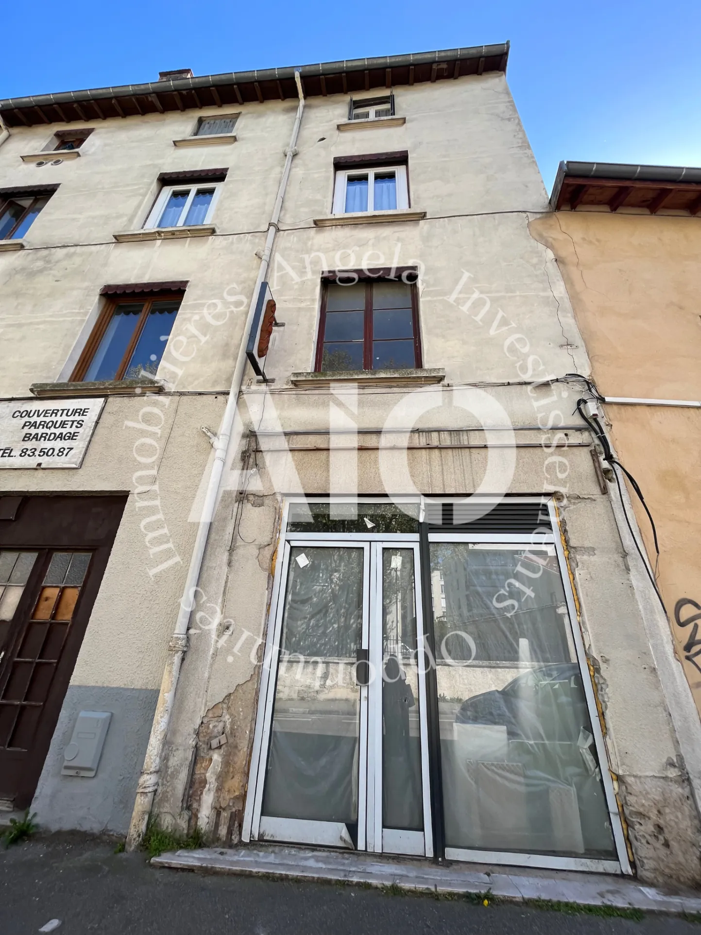 Local commercial rénové de 33,40 m² à vendre à Vaise, Lyon 