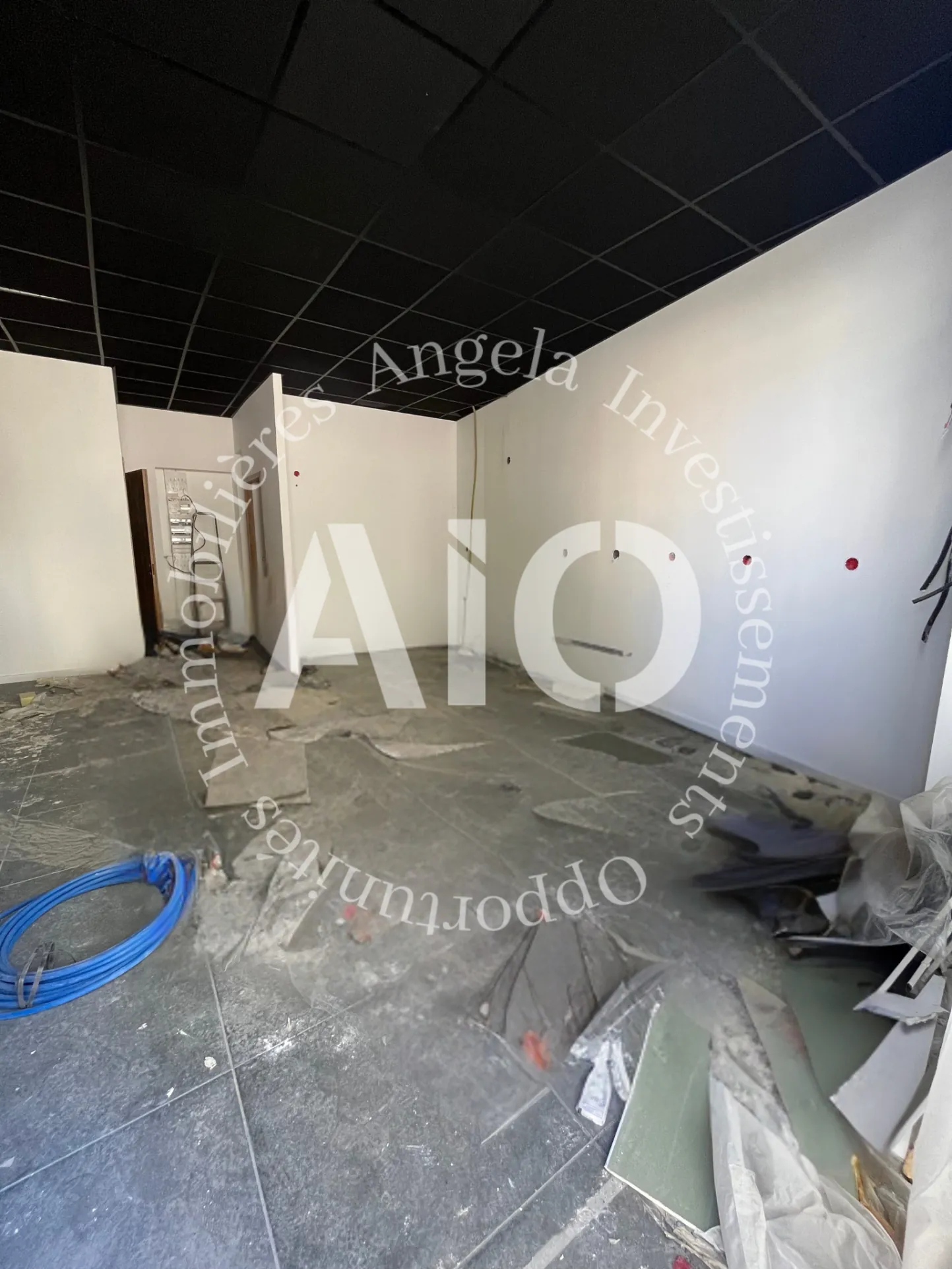 Local commercial rénové de 33,40 m² à vendre à Vaise, Lyon 