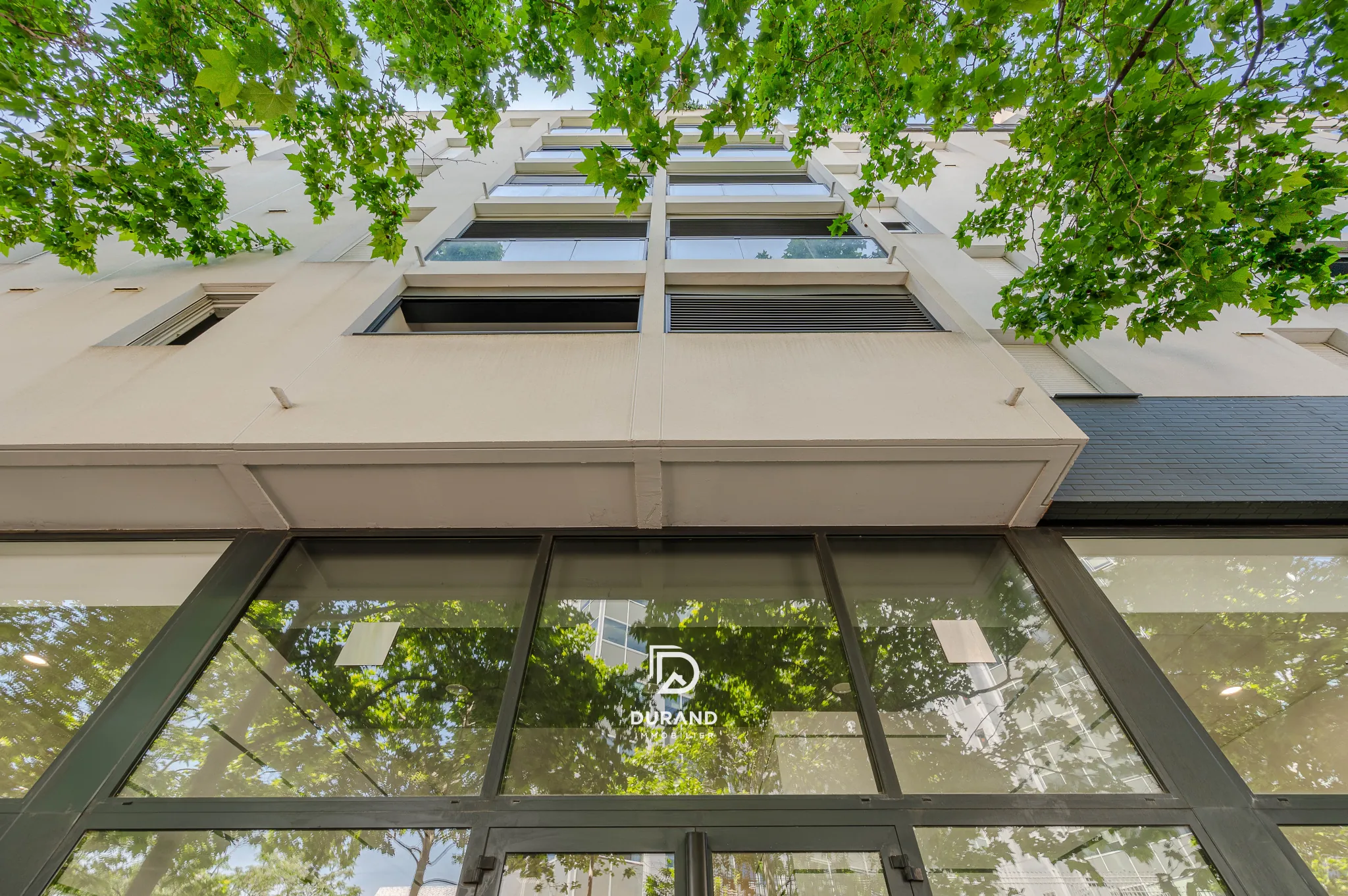 Appartement T3 avec terrasse à Marseille La Joliette, récent et sécurisé 