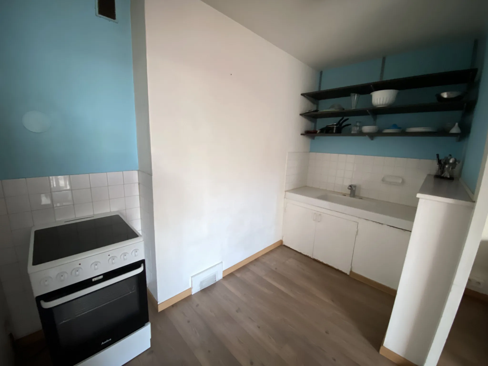 Appartement T1 lumineux à Clermont-Ferrand proche facultés et commodités 