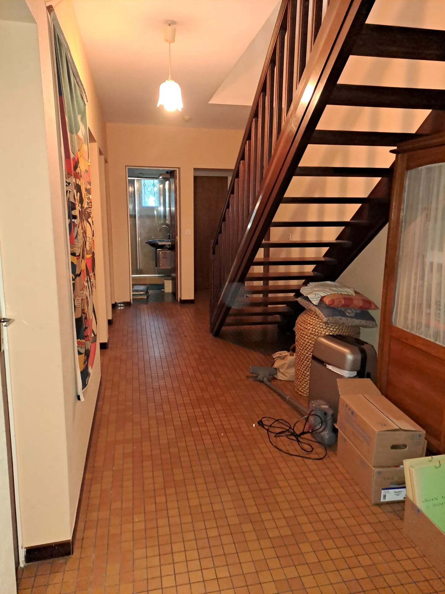 Villa 8 chambres de plain-pied à Pujols, calme et proche du village 