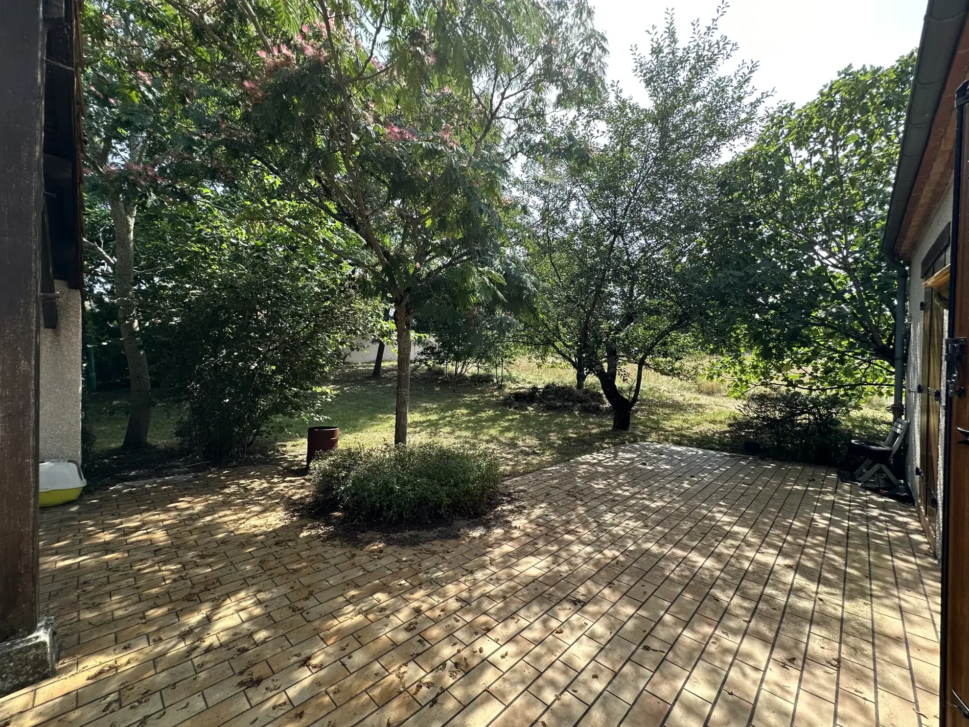 Villa 8 chambres de plain-pied à Pujols, calme et proche du village 