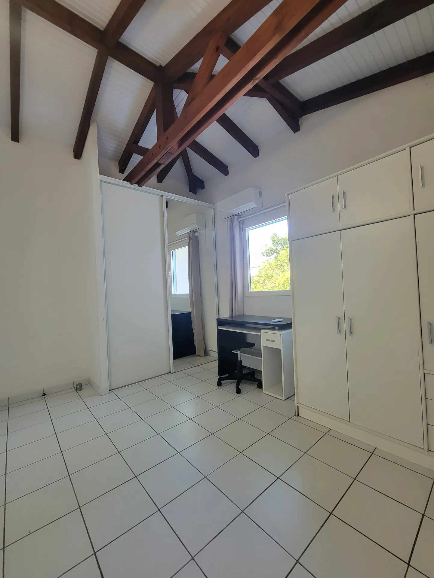 Appartement T2 avec magnifique vue mer à Les Trois-Ilets 