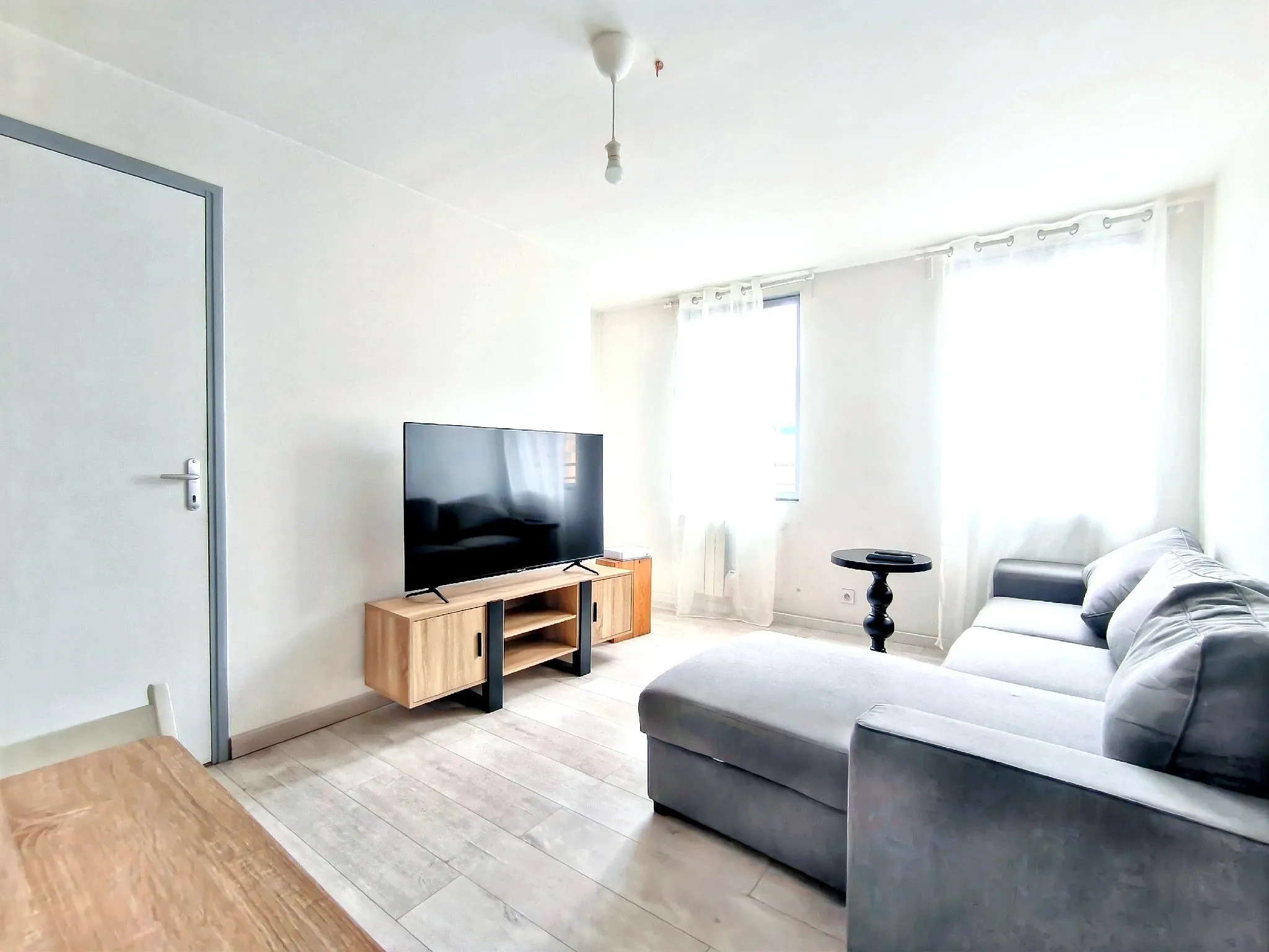 Investissement immobilier à Elbeuf : immeuble de rapport 3 lots au centre-ville 