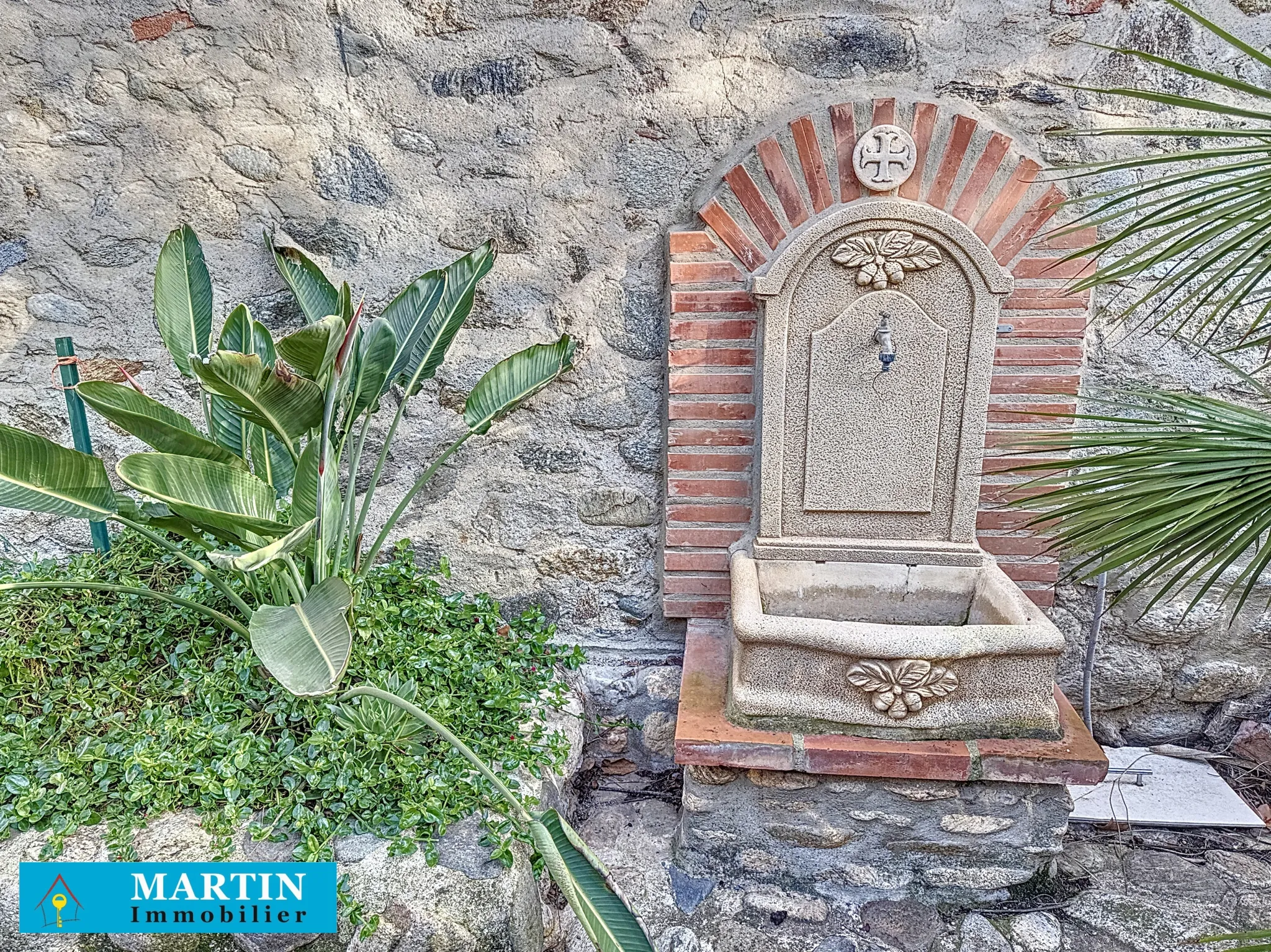 Maison rénovée avec jardin et garage à Maureillas Las Illas 