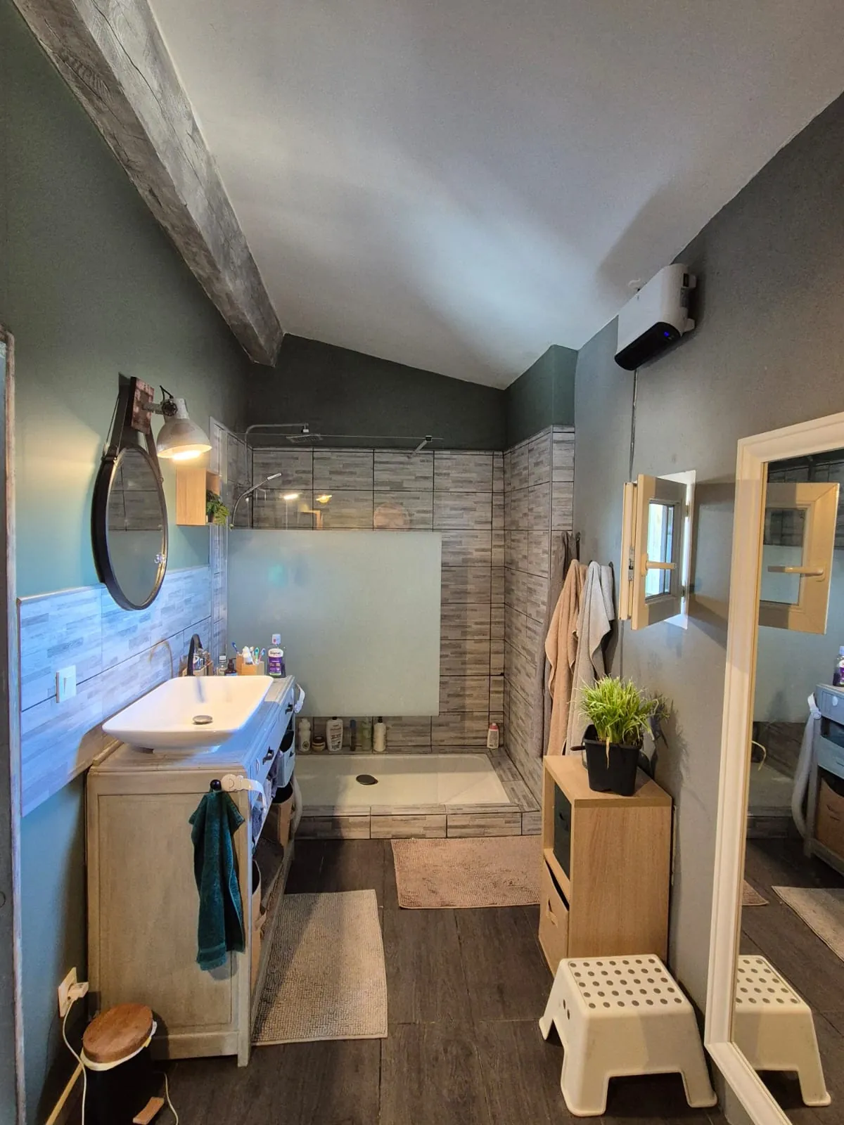 Charmante maison en pierre de 159 m² avec terrasse à Dieulivol 