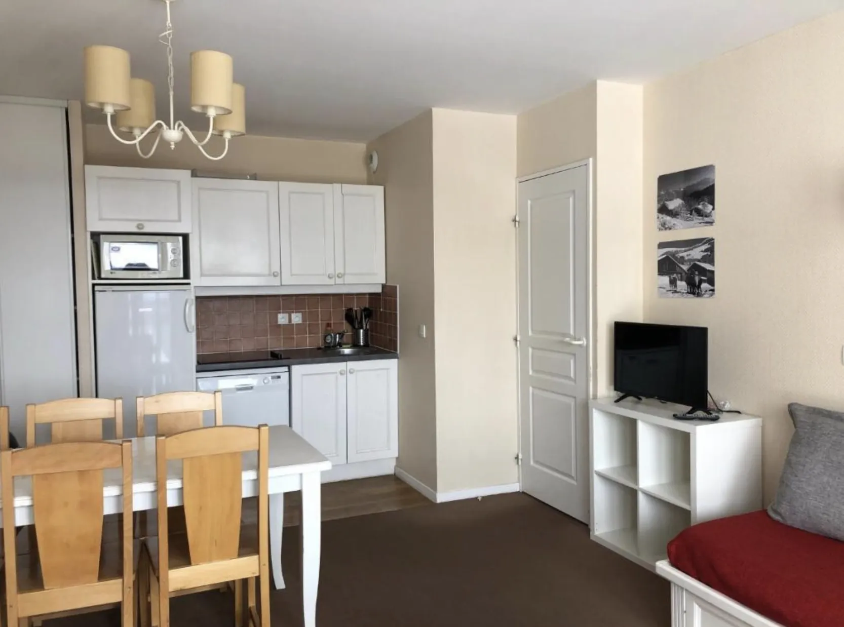 Investissement locatif en bail commercial avec appartement 2 pièces à Valmeinier 