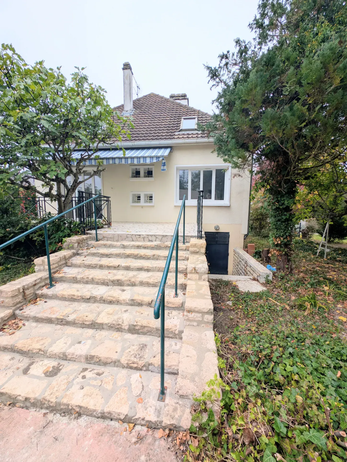 Maison à vendre à Saint-André-les-Vergers - 110 m² avec jardin et sous-sol 