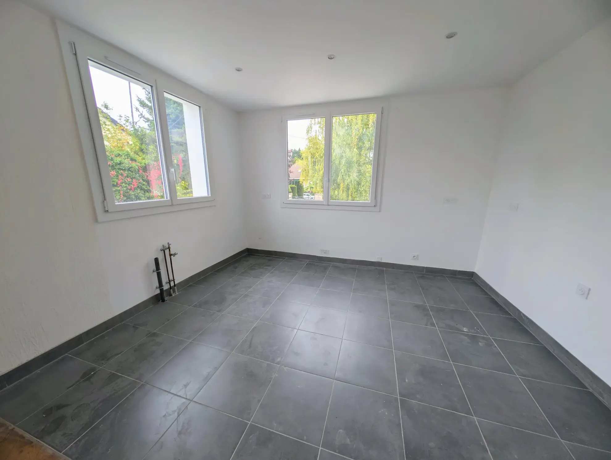 Maison à vendre à Saint-André-les-Vergers - 110 m² avec jardin et sous-sol 