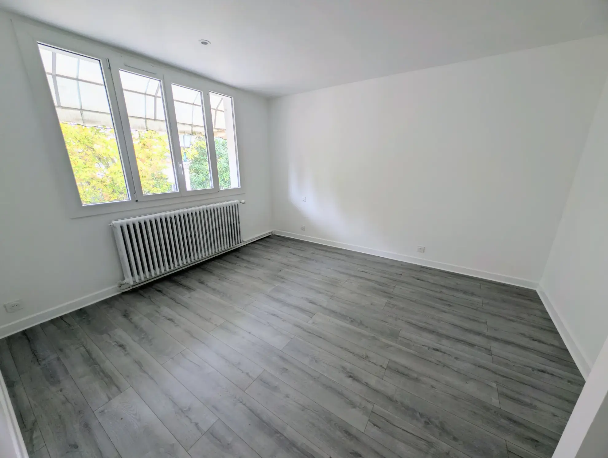 Maison à vendre à Saint-André-les-Vergers - 110 m² avec jardin et sous-sol 