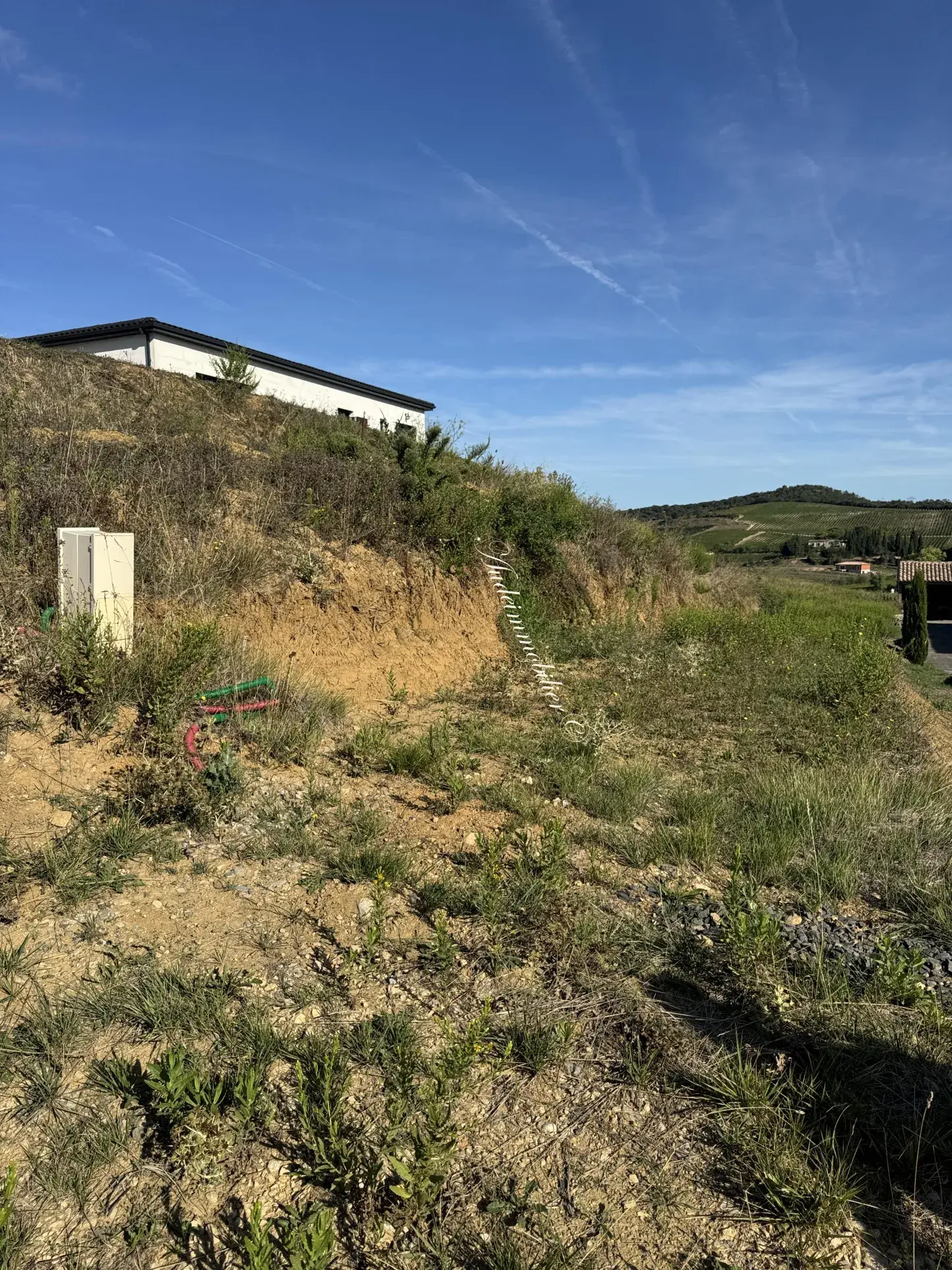 Terrain constructible à Limoux – Viabilisé et calme, proche commerce 
