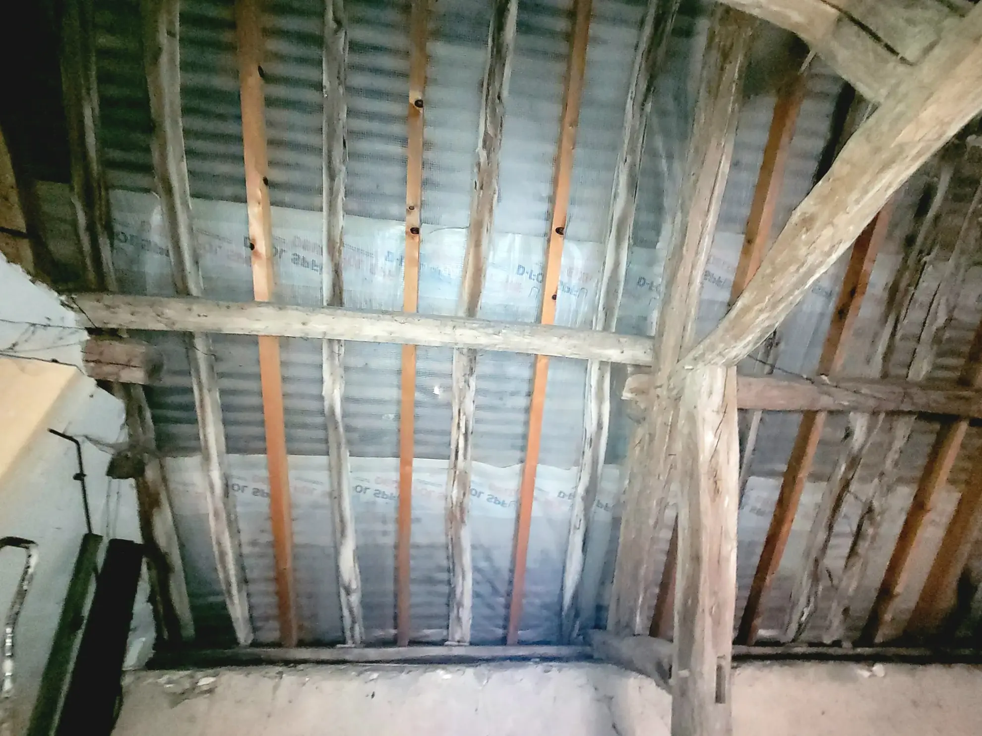 Maison à rénover de 92 m² avec grand terrain dans le Pays d'Othe 