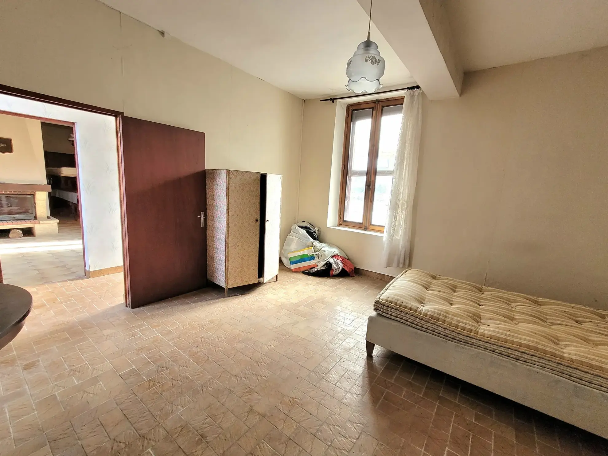 Maison à rénover de 92 m² avec grand terrain dans le Pays d'Othe 