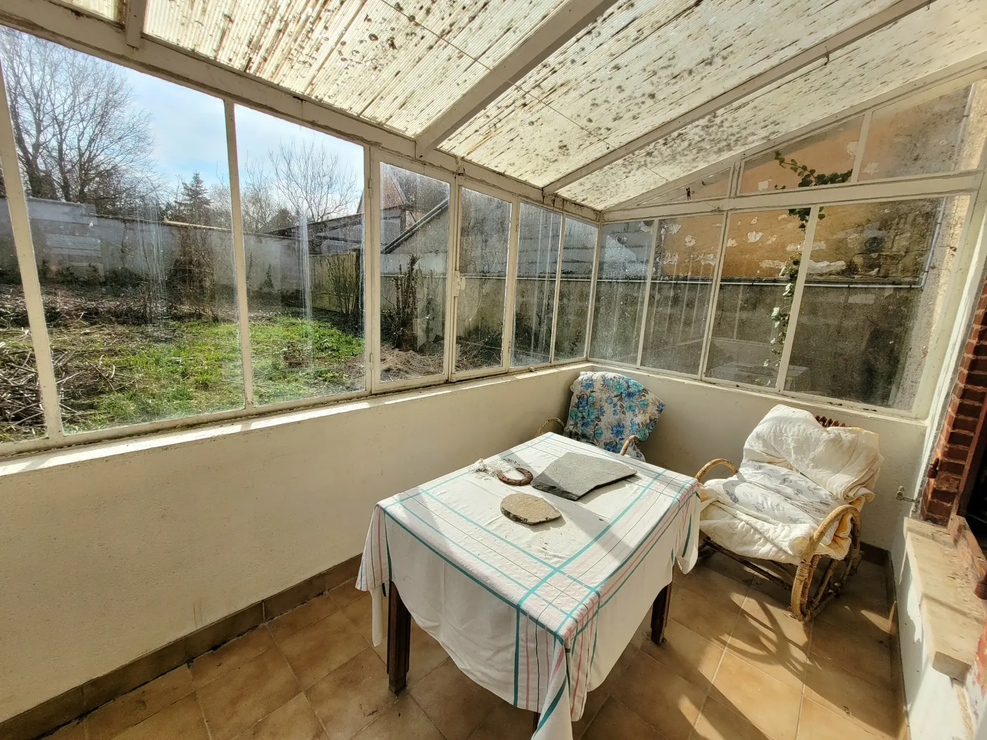 Maison à rénover de 92 m² avec grand terrain dans le Pays d'Othe 