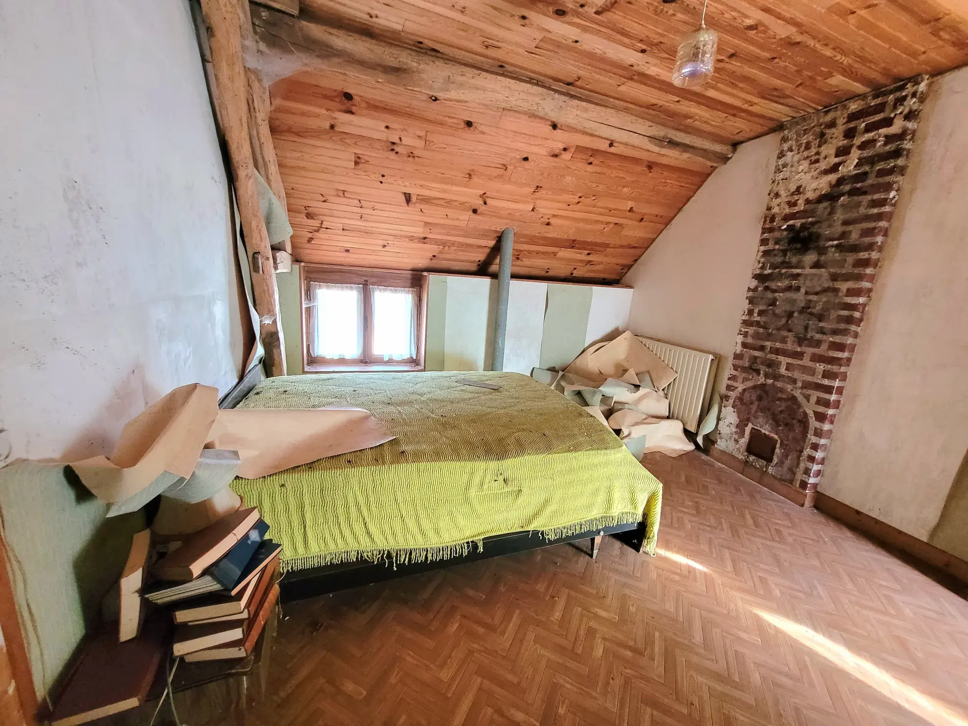 Maison à rénover de 92 m² avec grand terrain dans le Pays d'Othe 