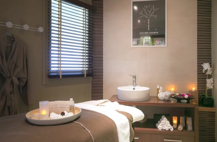 Investissement locatif en duplex avec bail commercial à Aime-la-Plagne 