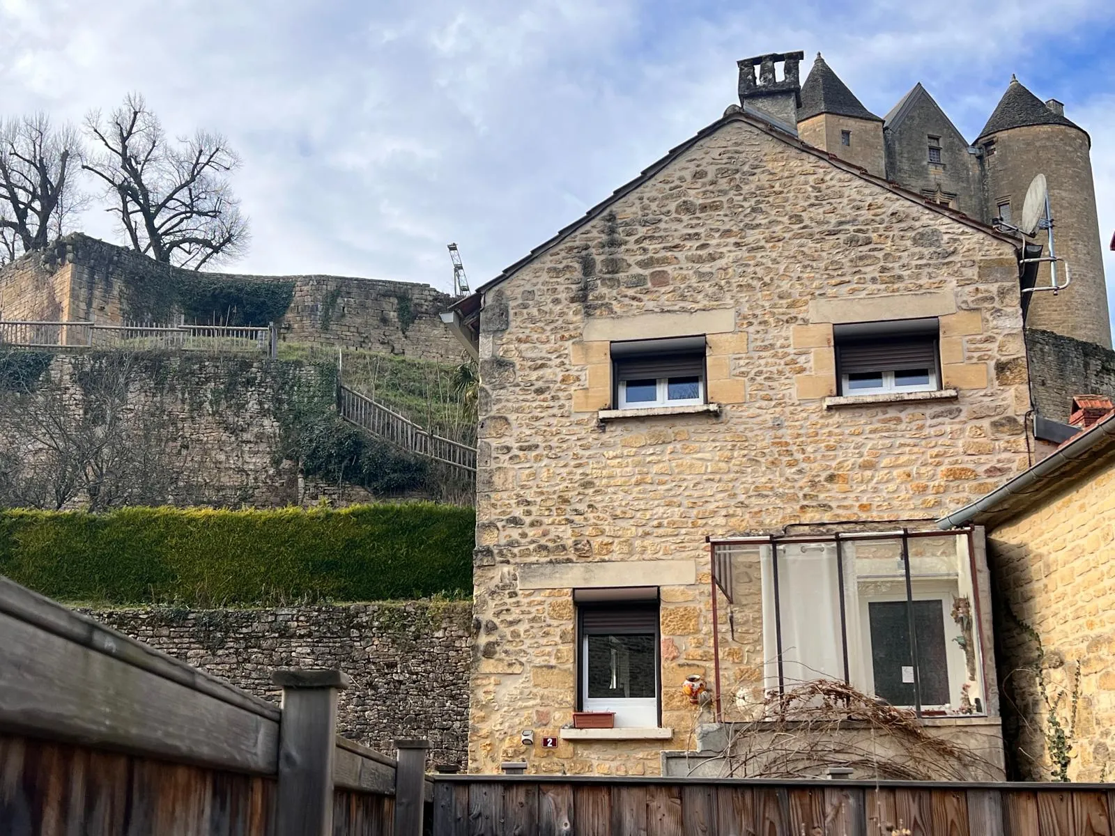 Maison de village en viager occupé à Salignac, investissement sécurisé près de Sarlat 