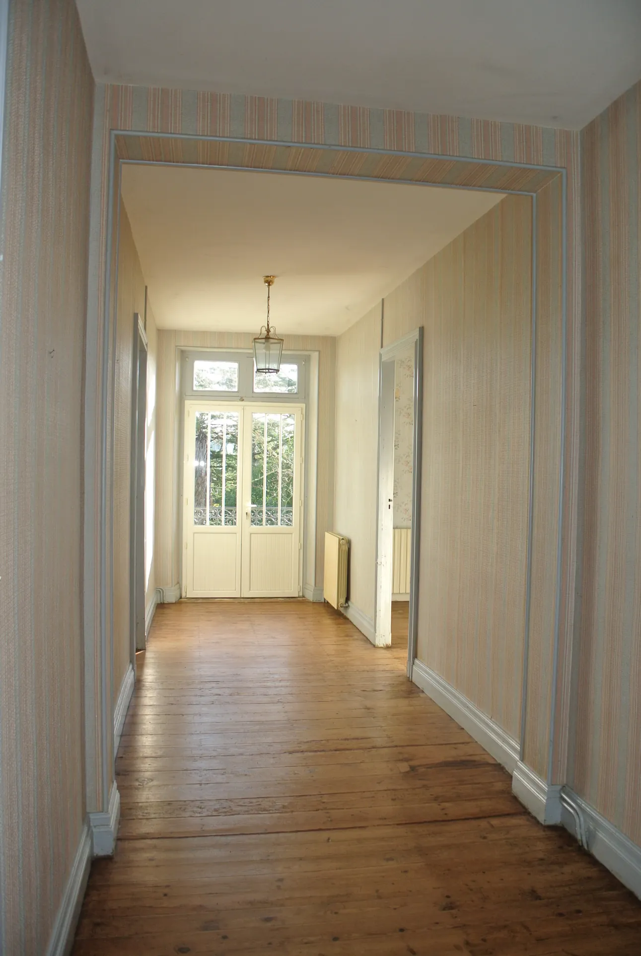 Grande maison bourgeoise avec granges et parc à Duras – Idéal projet gîte ou chambres d'hôtes 