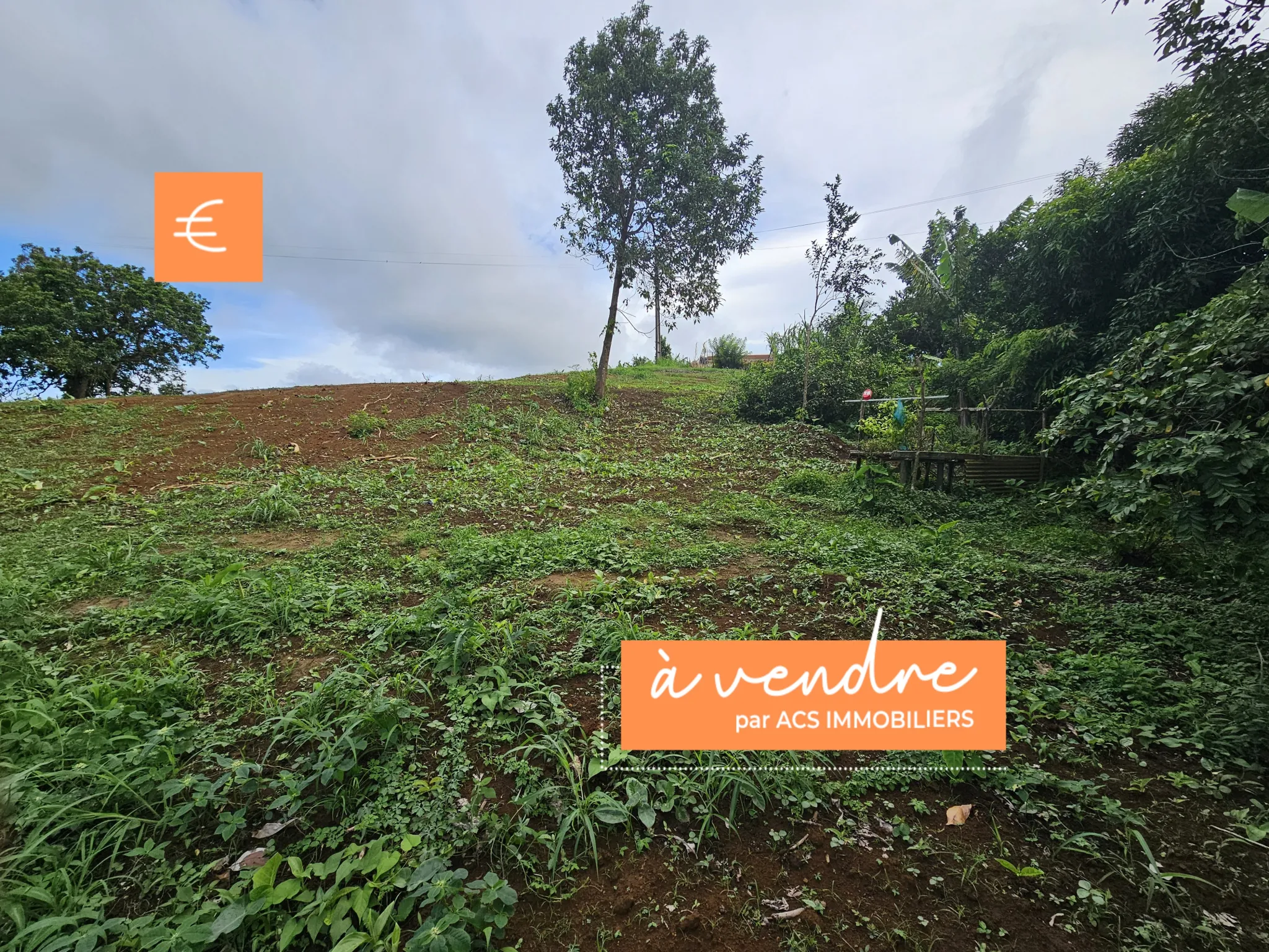 Terrain en pente douce à Sainte-Marie – Morne des Esses, 1293 m² constructible