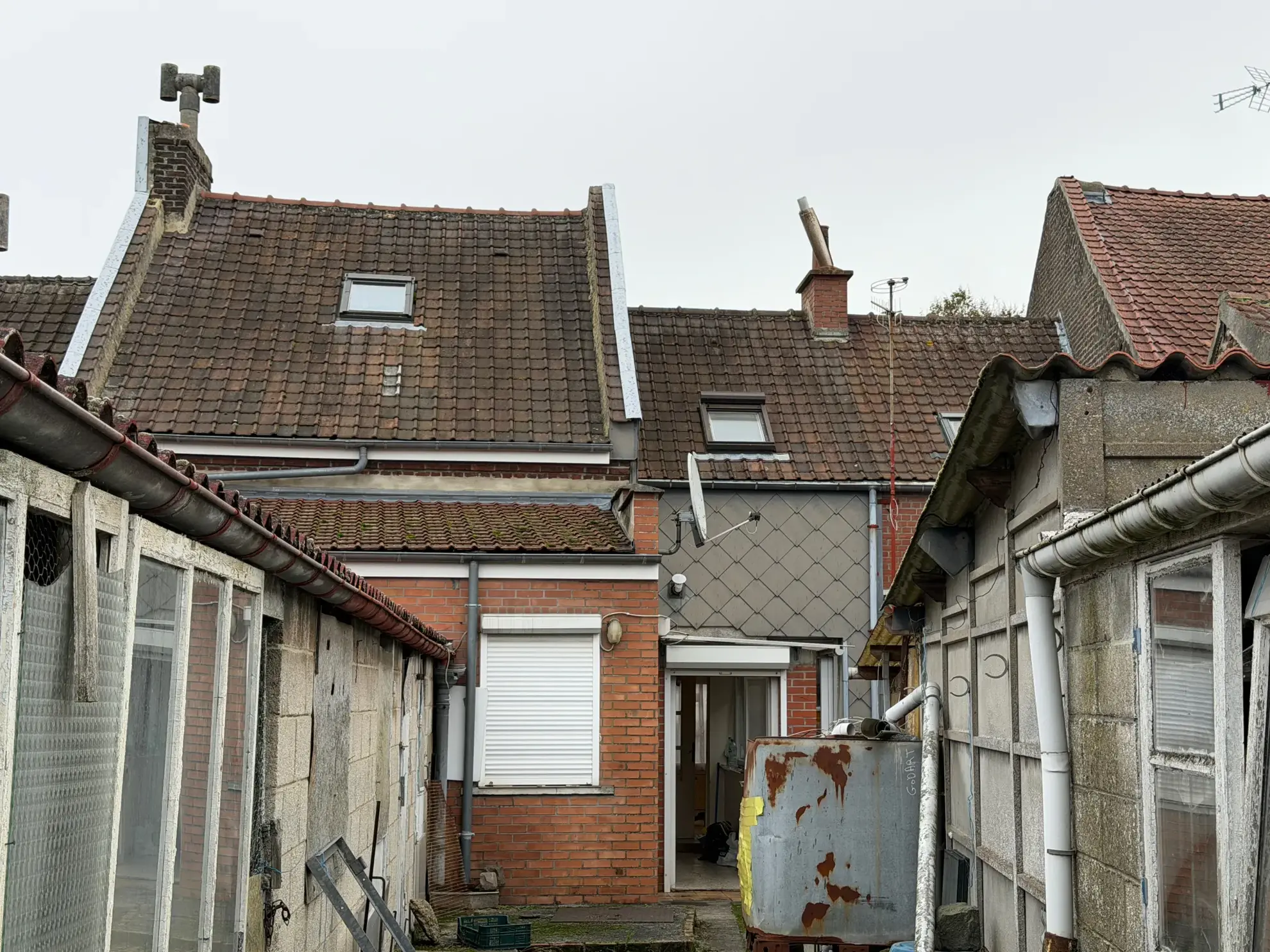 Maison à Haveluy avec garage, jardin et potentiel de rénovation
