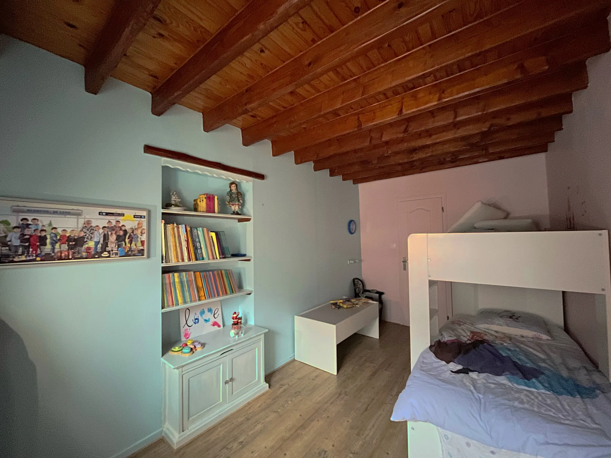 Grande maison de ville à Billy Montigny avec jardin, garage et plusieurs chambres 