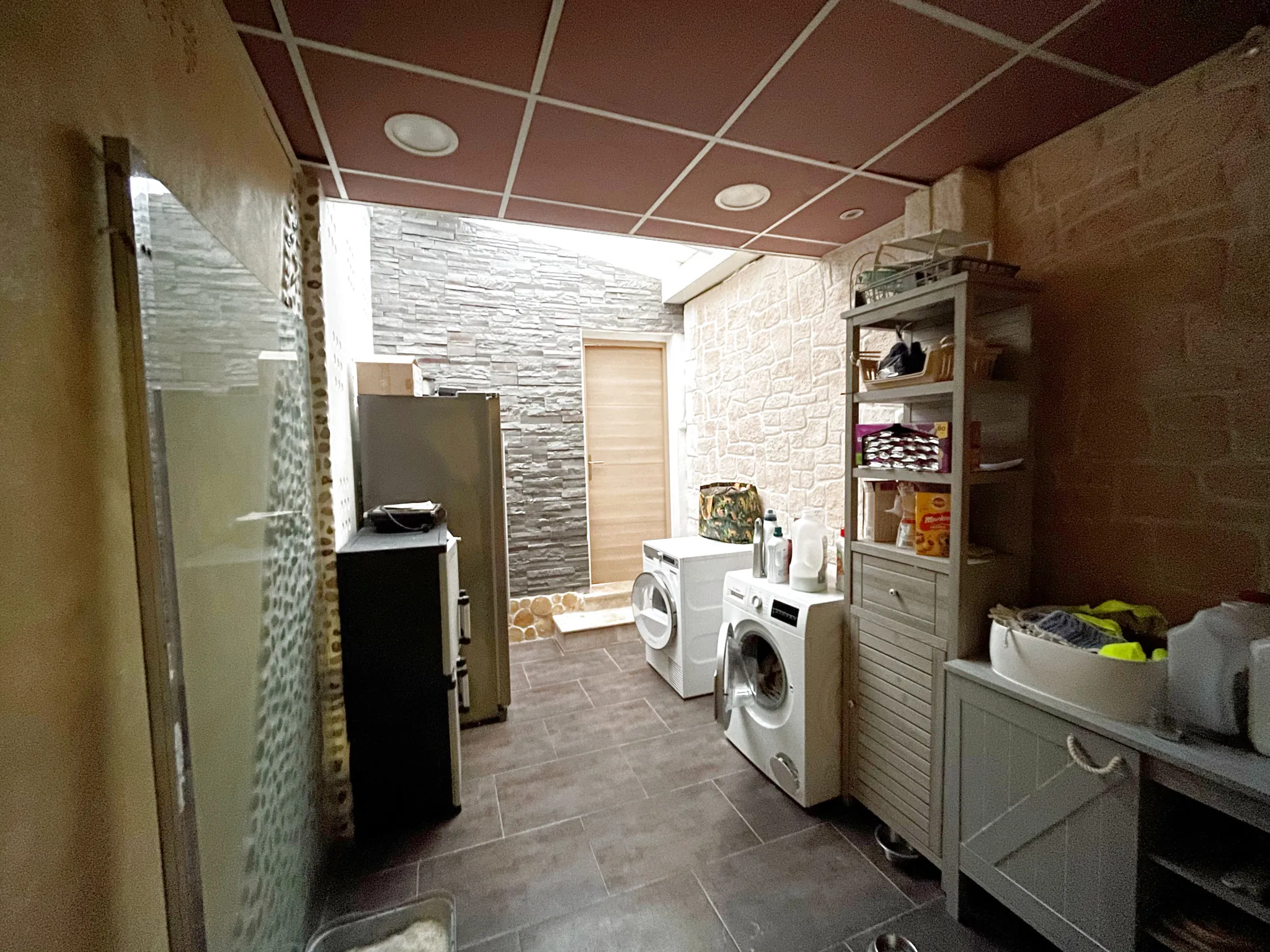 Grande maison de ville à Billy Montigny avec jardin, garage et plusieurs chambres 