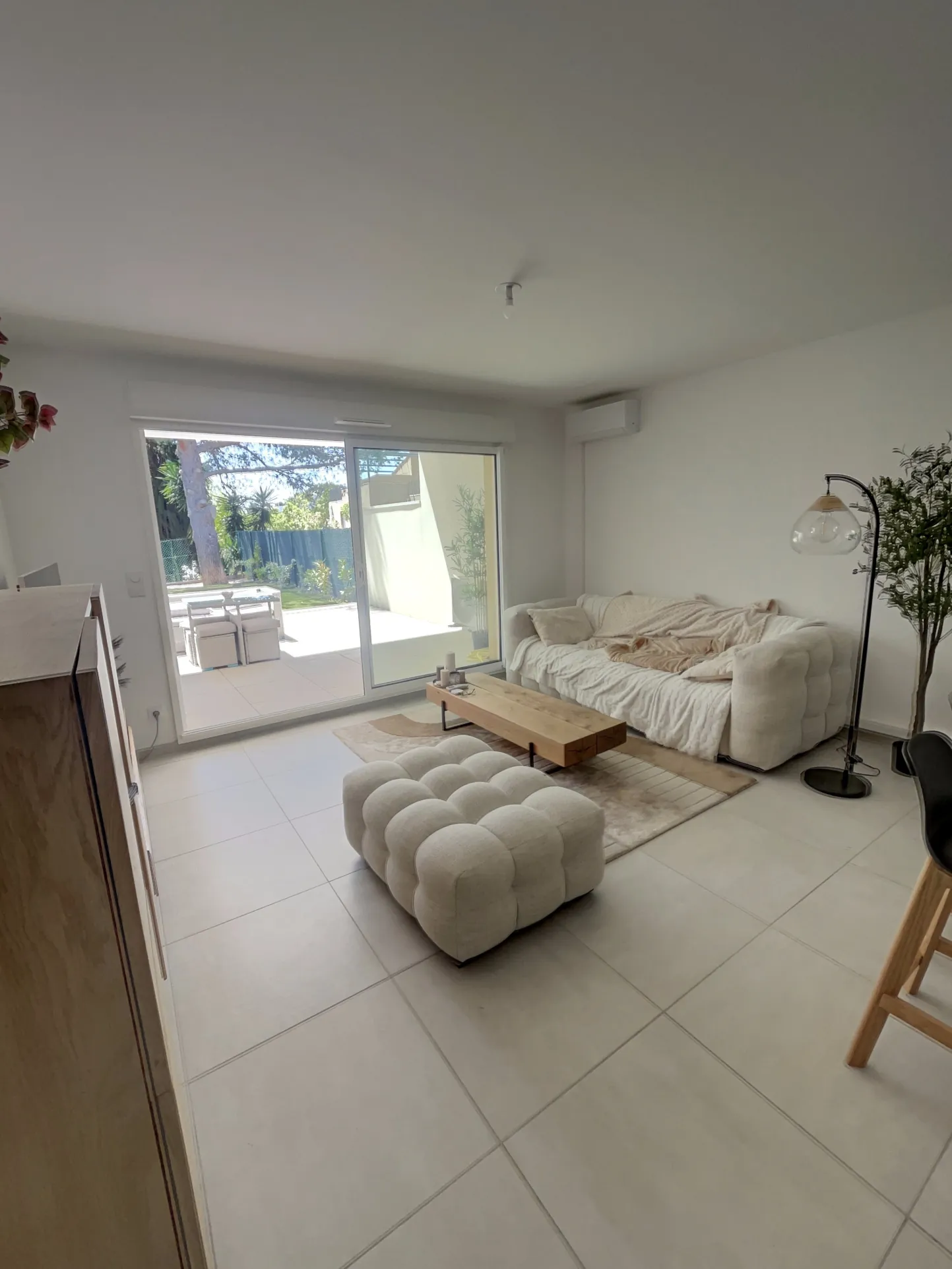 Appartement T3 en rez-de-jardin avec jardin privé à Toulon, idéalement situé 