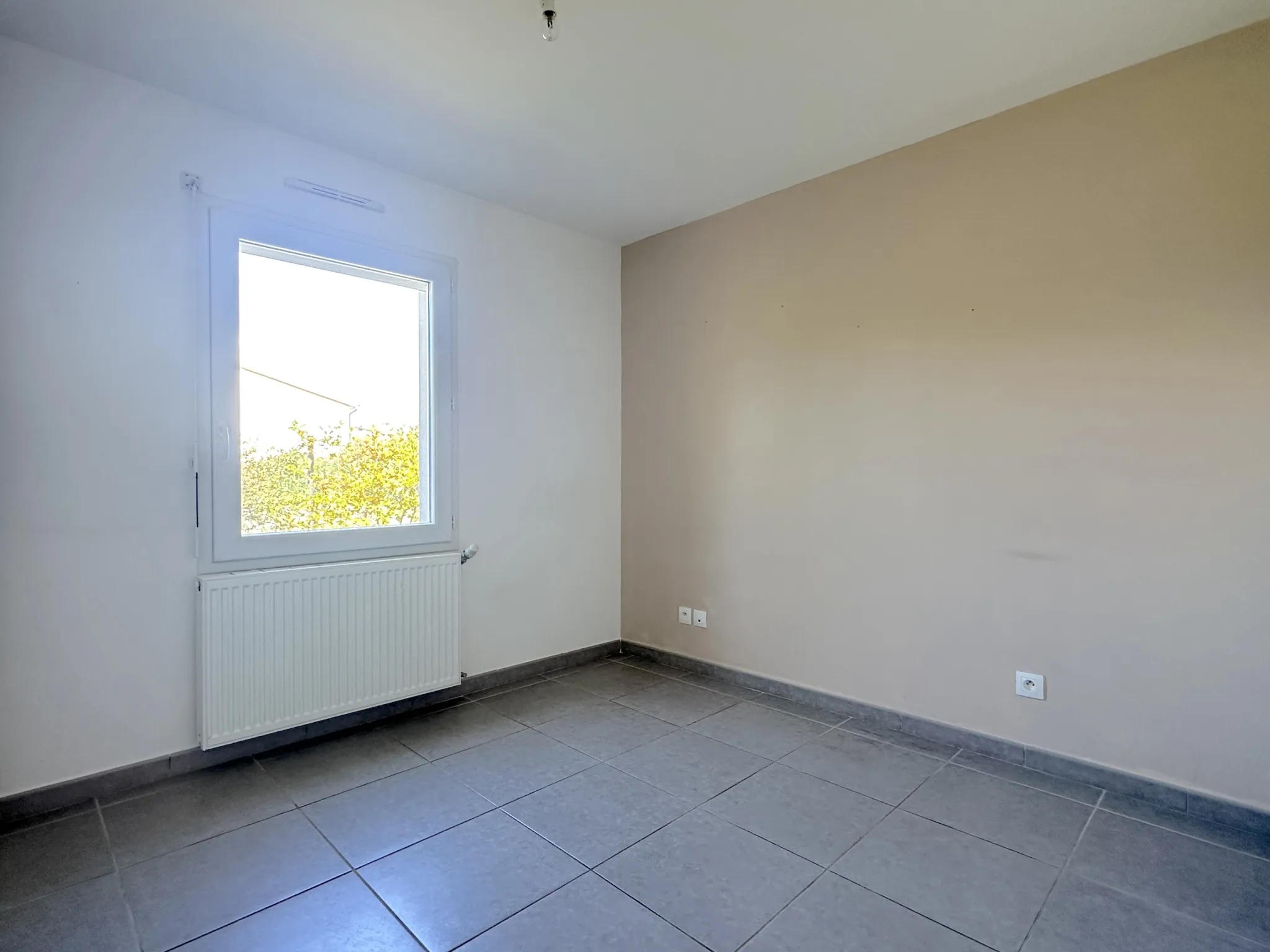 Maison de plain-pied récente à vendre à Vouneuil-sous-Biard (86) 