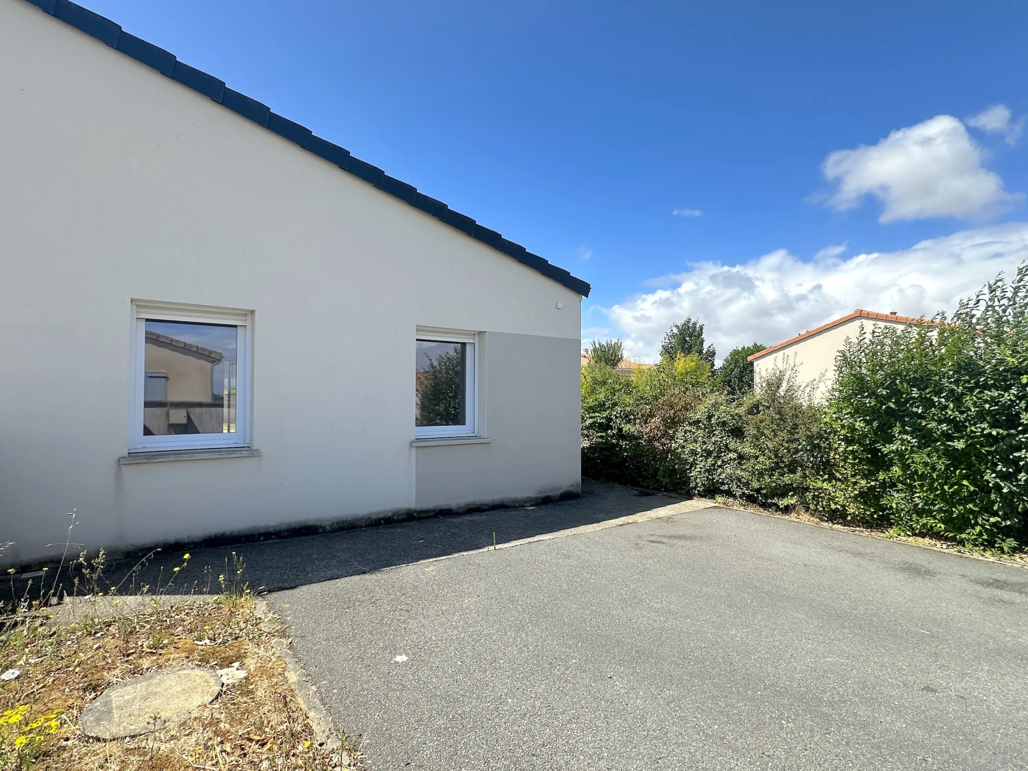 Maison de plain-pied récente à vendre à Vouneuil-sous-Biard (86) 