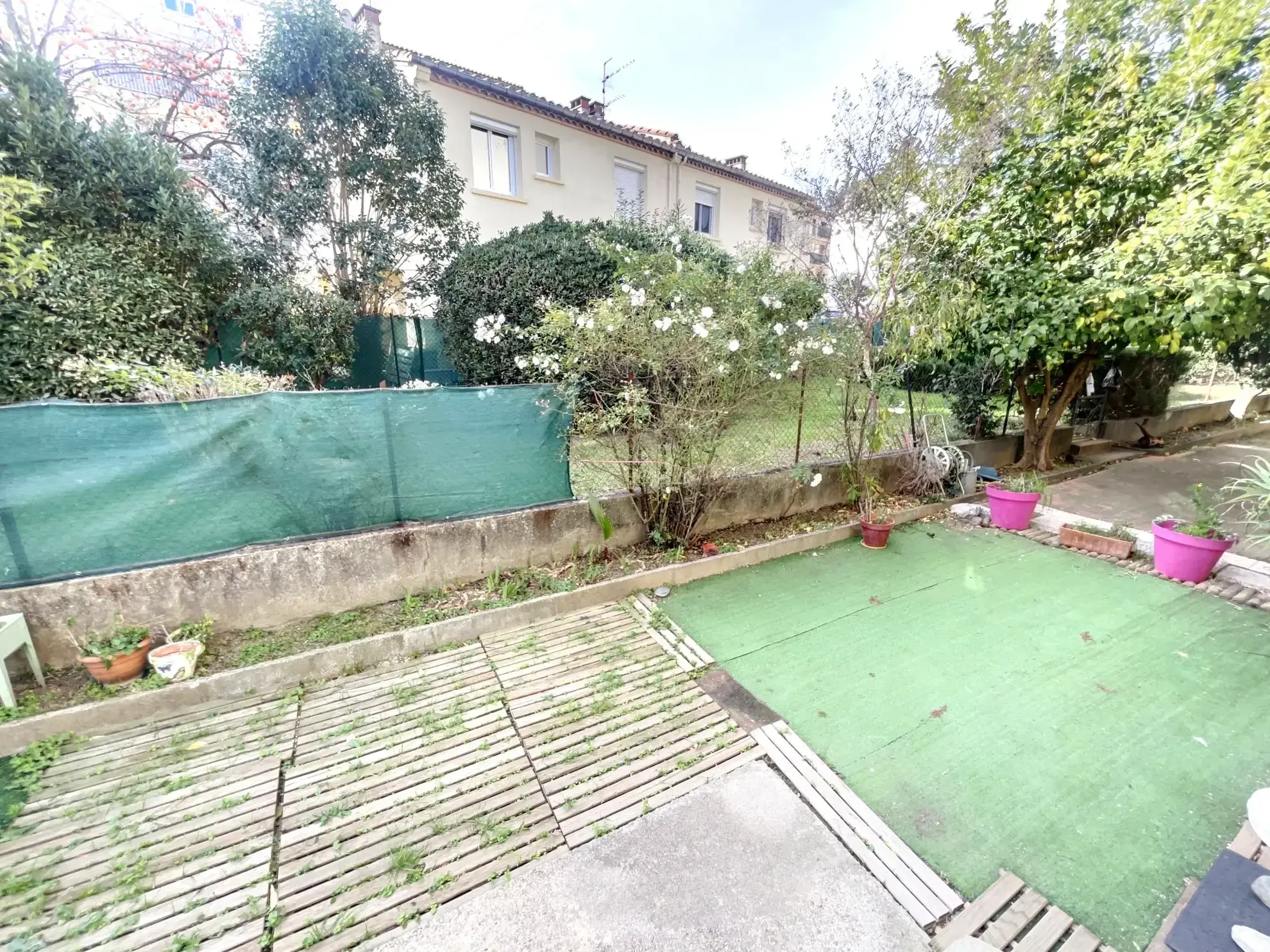 Bel appartement F3 avec jardinet en centre-ville d'Amélie-les-Bains 