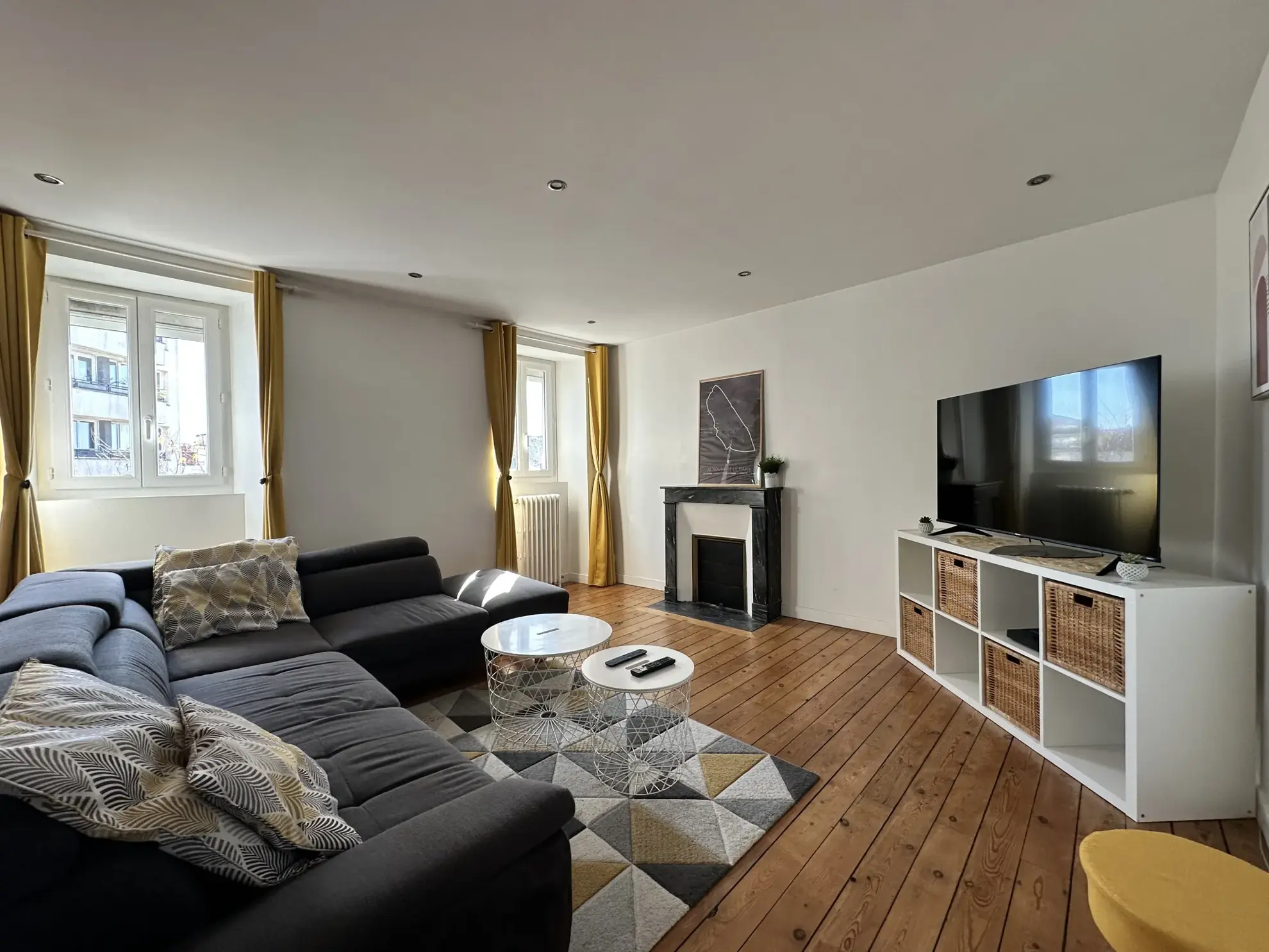 Duplex rénové au Mans avec 3 chambres, idéal pour habitation ou location