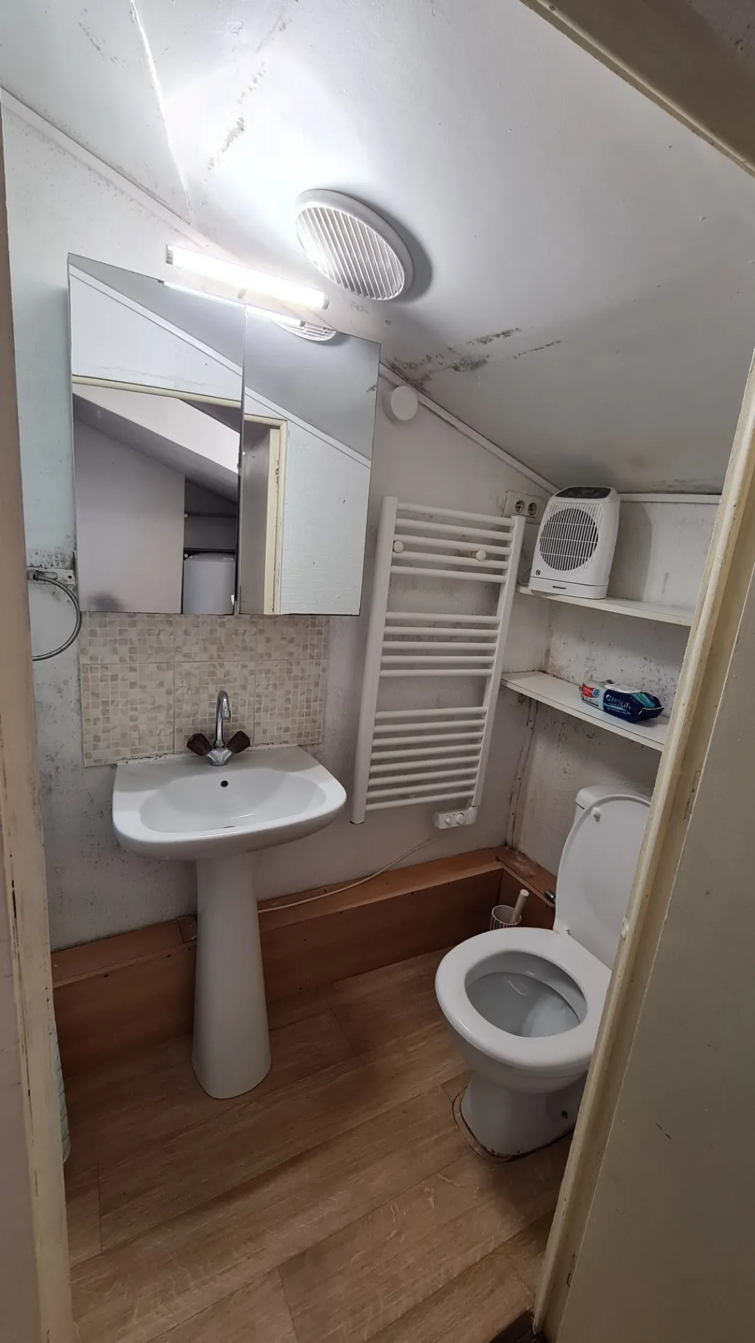 Appartement F1 loué à Wissous - Investissement immobilier idéal 