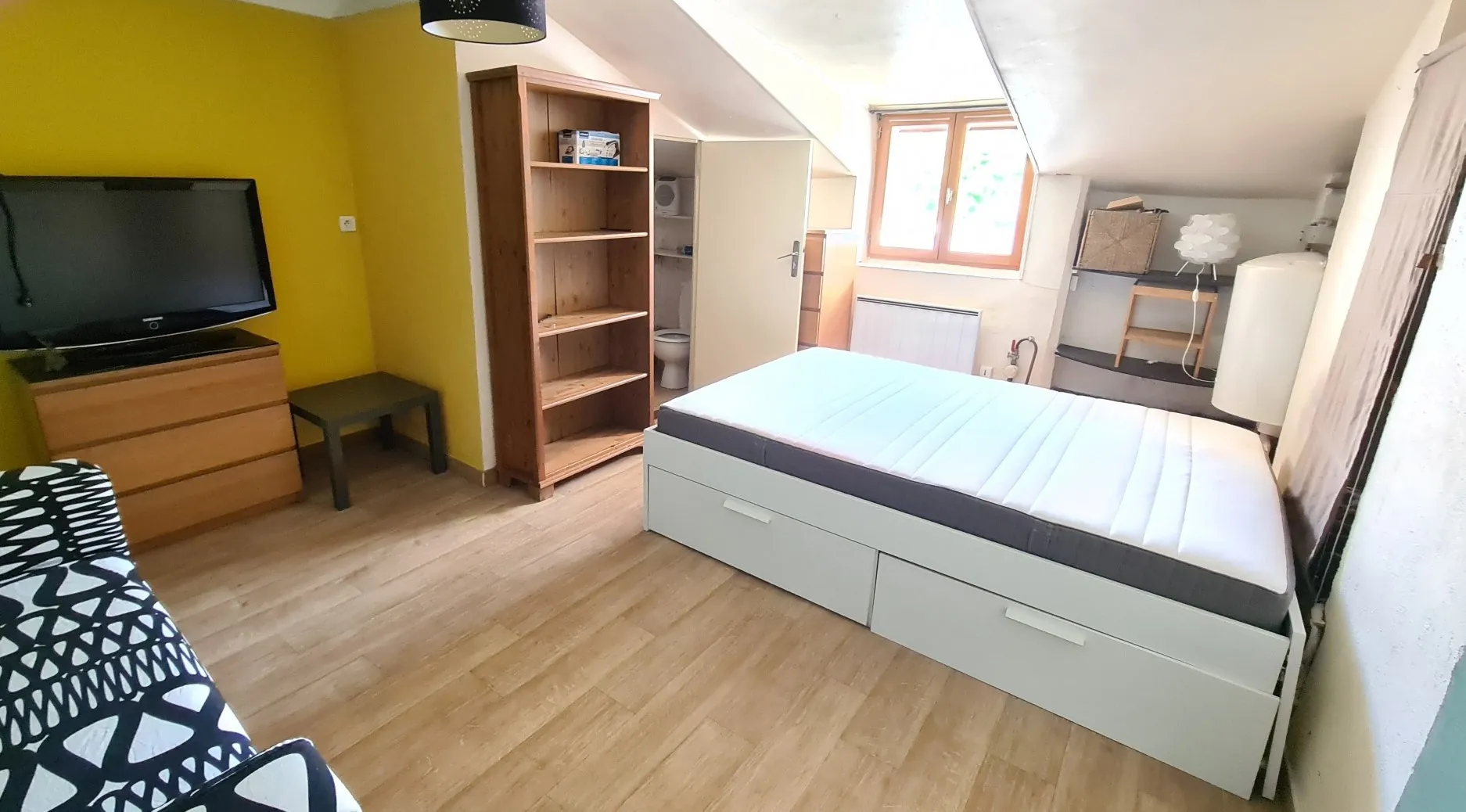 Appartement F1 loué à Wissous - Investissement immobilier idéal