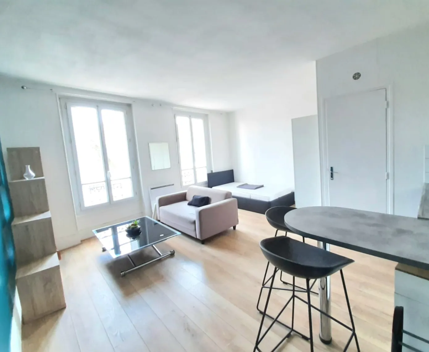 Studio lumineux à Saint Ouen l'Aumône, investissement ou première acquisition