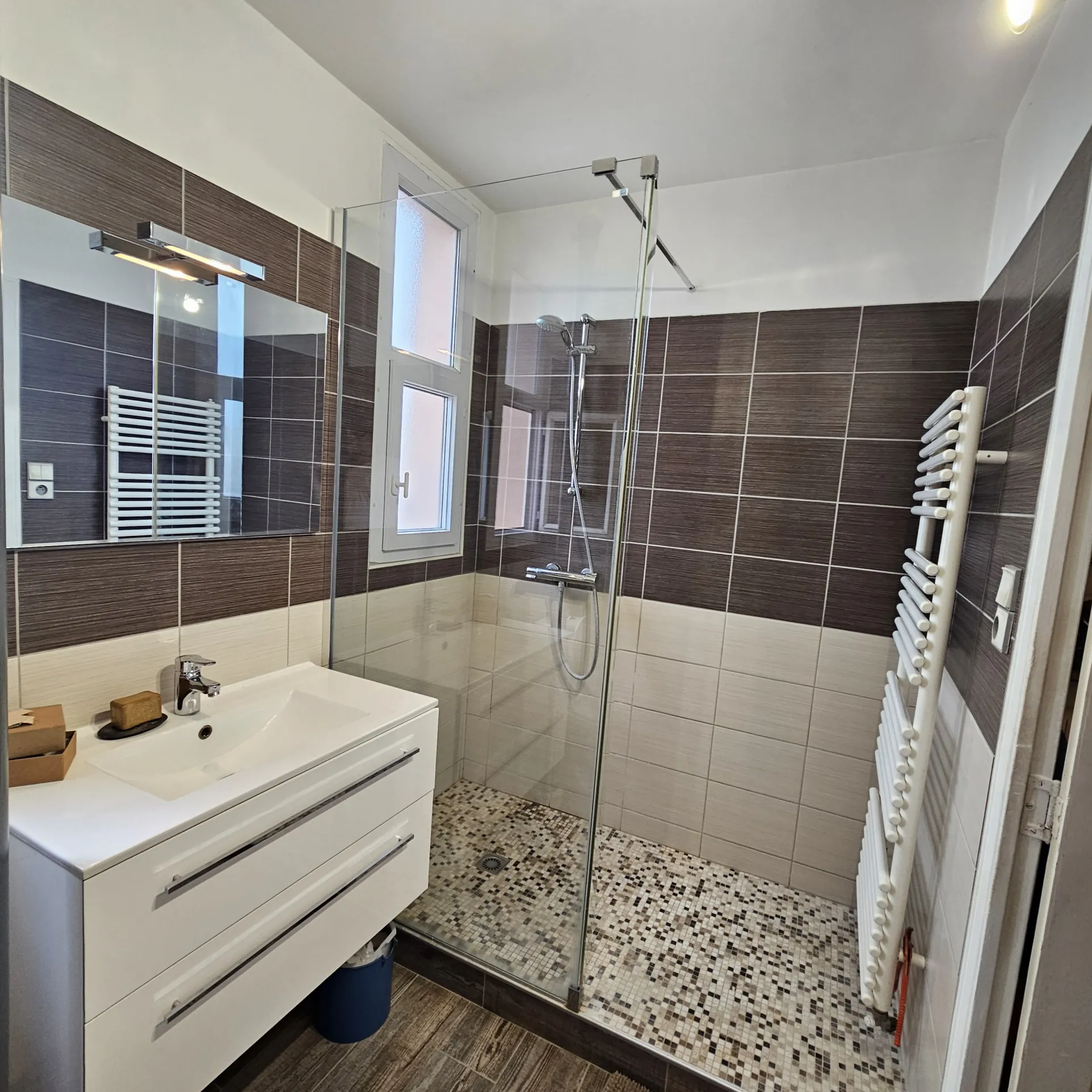 Appartement T2 avec vue panoramique à Clermont-Ferrand – Montjuzet 