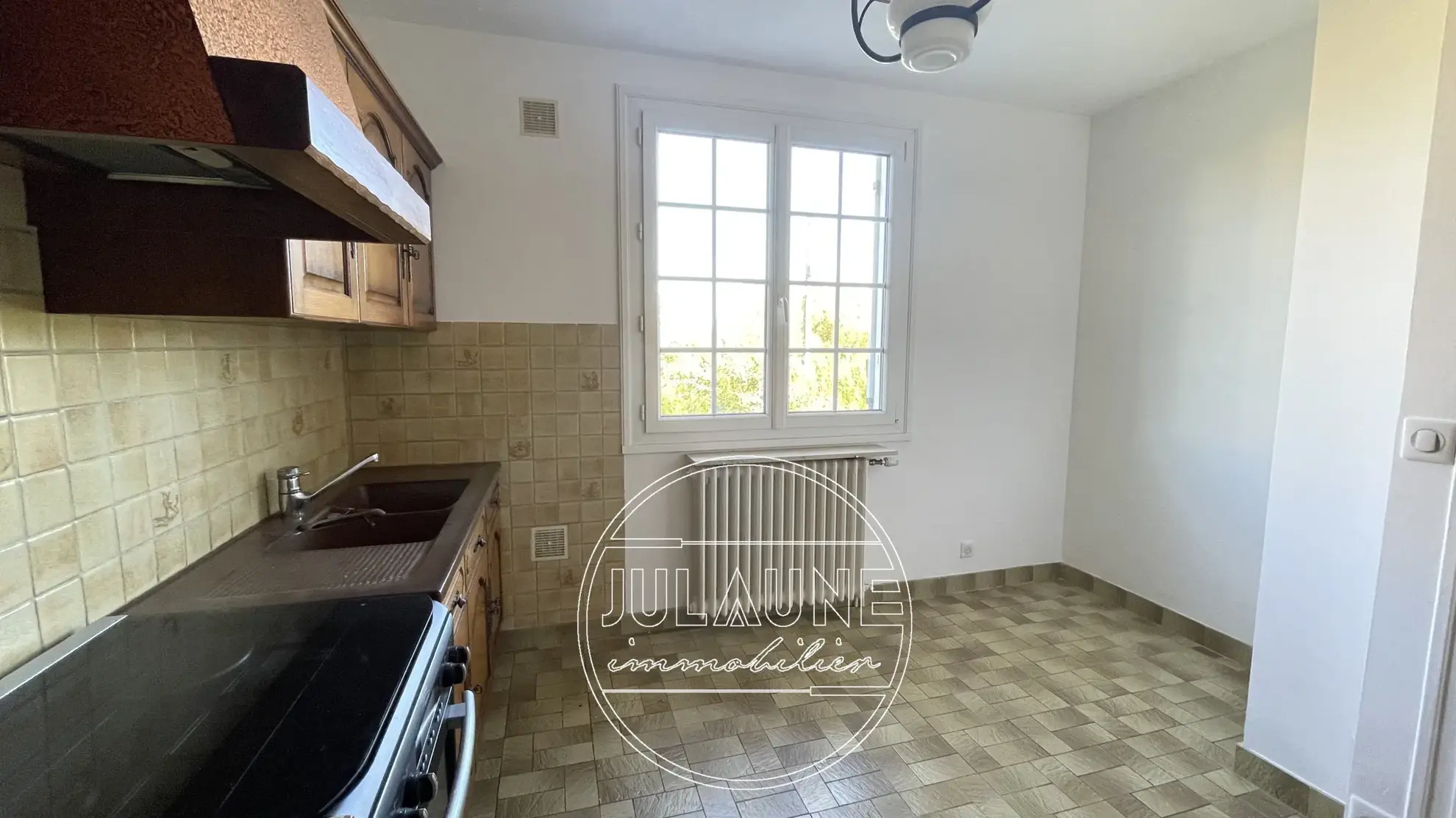 Maison familiale à Panazol de 134 m², 4 chambres, garage, terrain clos, faible consommation énergétique 