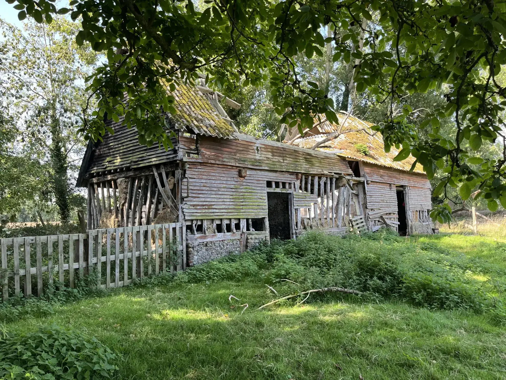 Maison ancienne à rénover proche de la mer avec terrain constructible à Veulettes-sur-Mer 
