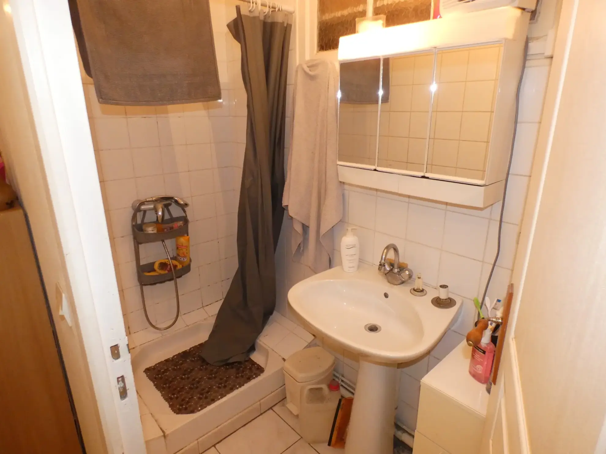 Investissez dans deux appartements avec garage à Brienon-sur-Armançon 