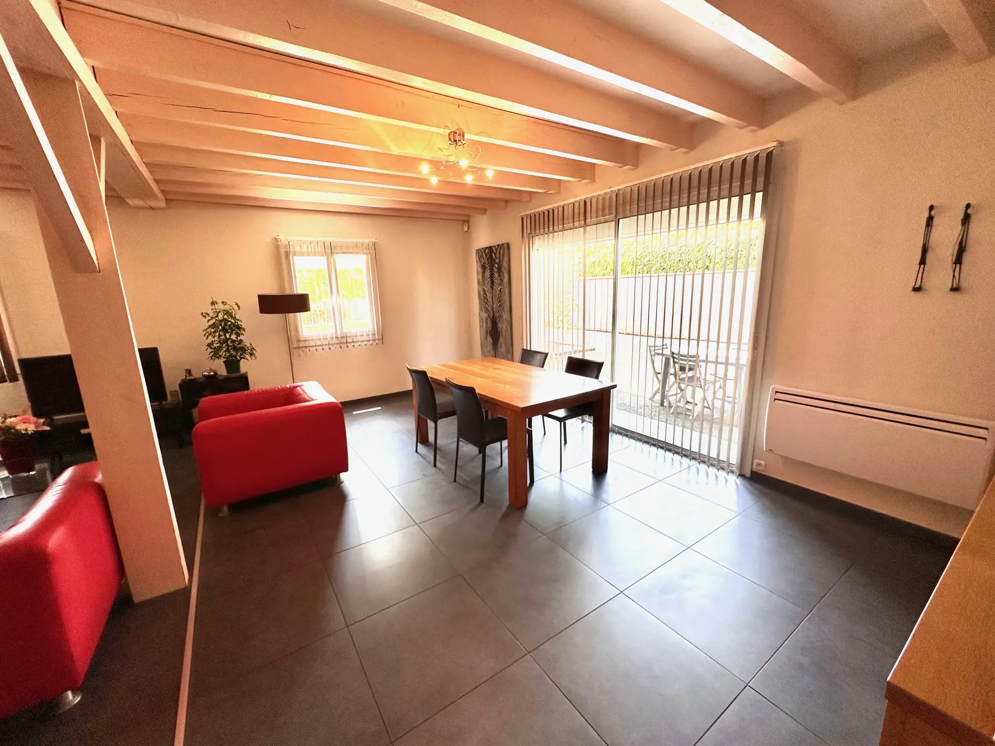 Belle maison familiale à Juillan avec terrain arboré et garage proche Tarbes Sud 