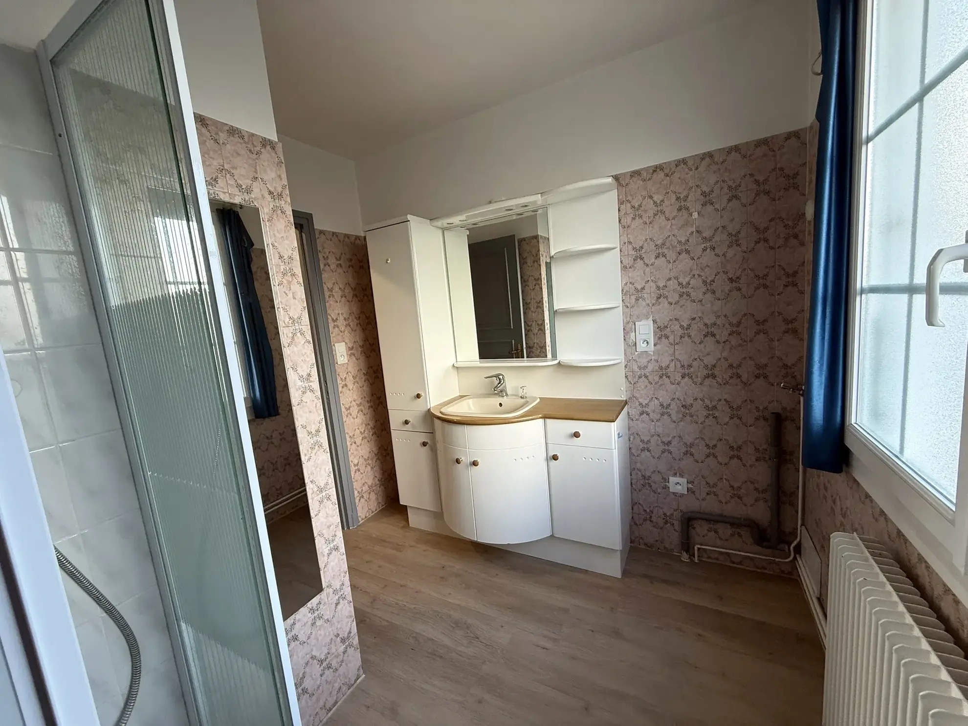 Vente d'un pavillon de 71 m² avec sous-sol et garage à Descartes 