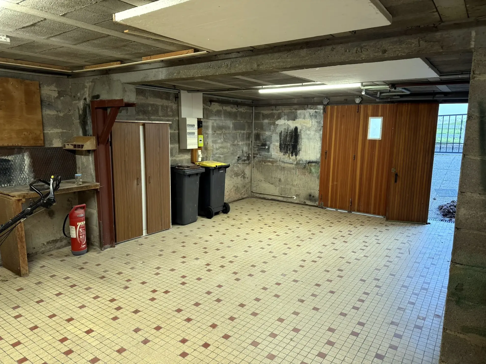 Vente d'un pavillon de 71 m² avec sous-sol et garage à Descartes 