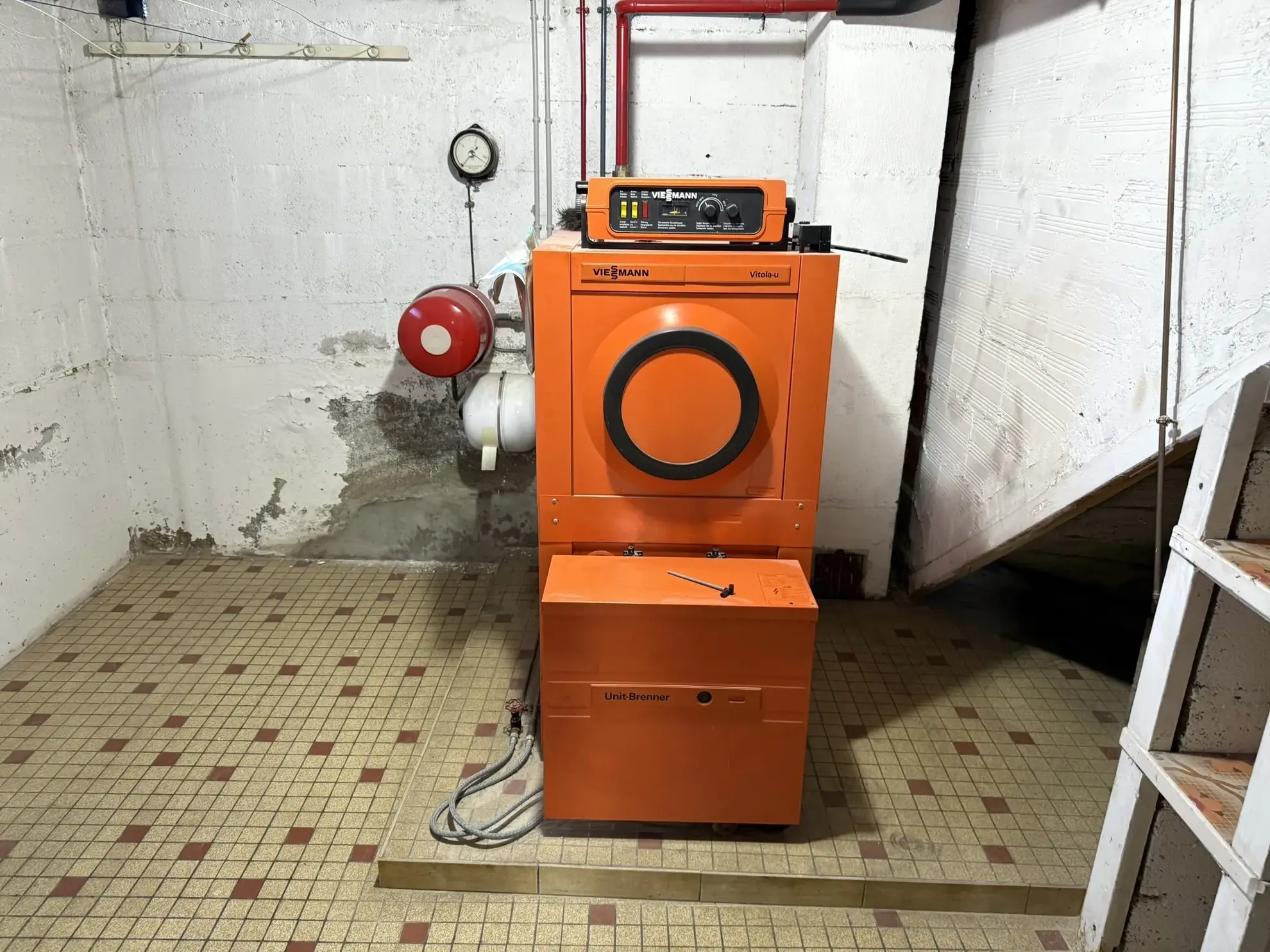 Vente d'un pavillon de 71 m² avec sous-sol et garage à Descartes 